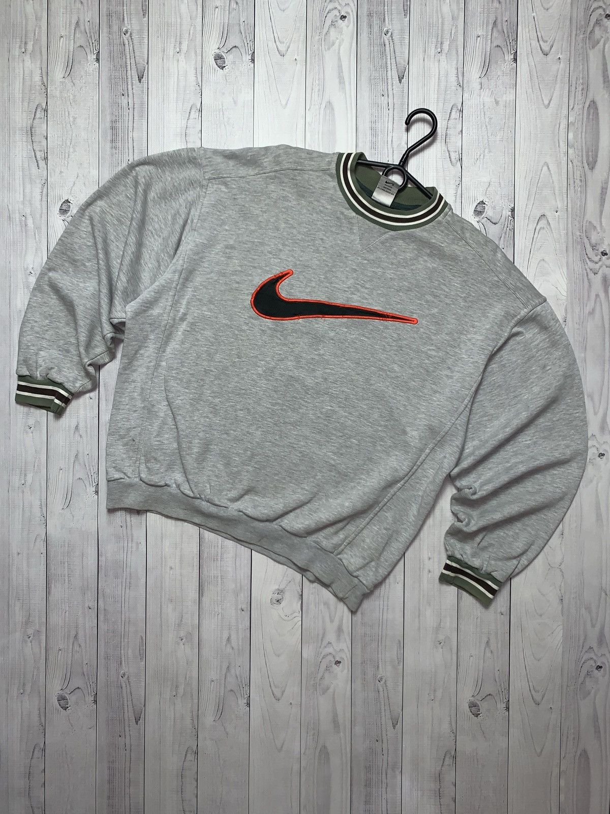 Vintage Vintage Nike sweatshirt big logo size M rare Size US M / EU 48-50 / 2 - 1 Thumbnail