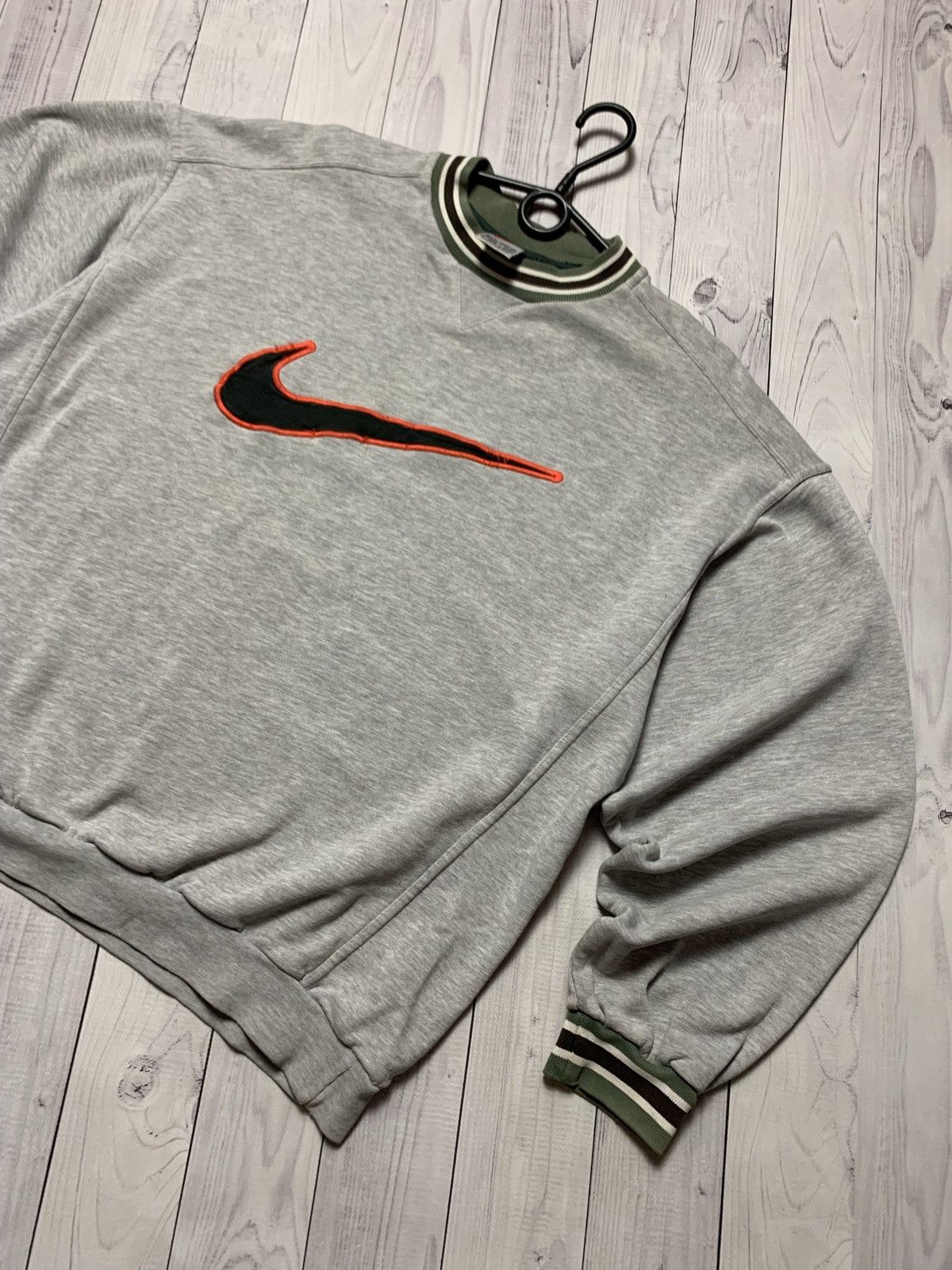 Vintage Vintage Nike sweatshirt big logo size M rare Size US M / EU 48-50 / 2 - 2 Thumbnail