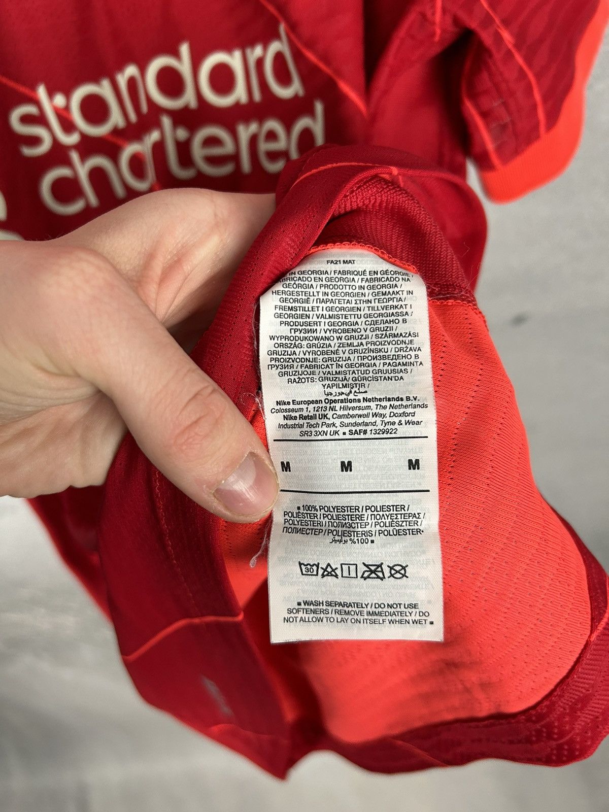 Nike Liverpool FC 2020/2021 Soccer Jersey Football Size US M / EU 48-50 / 2 - 9 Thumbnail