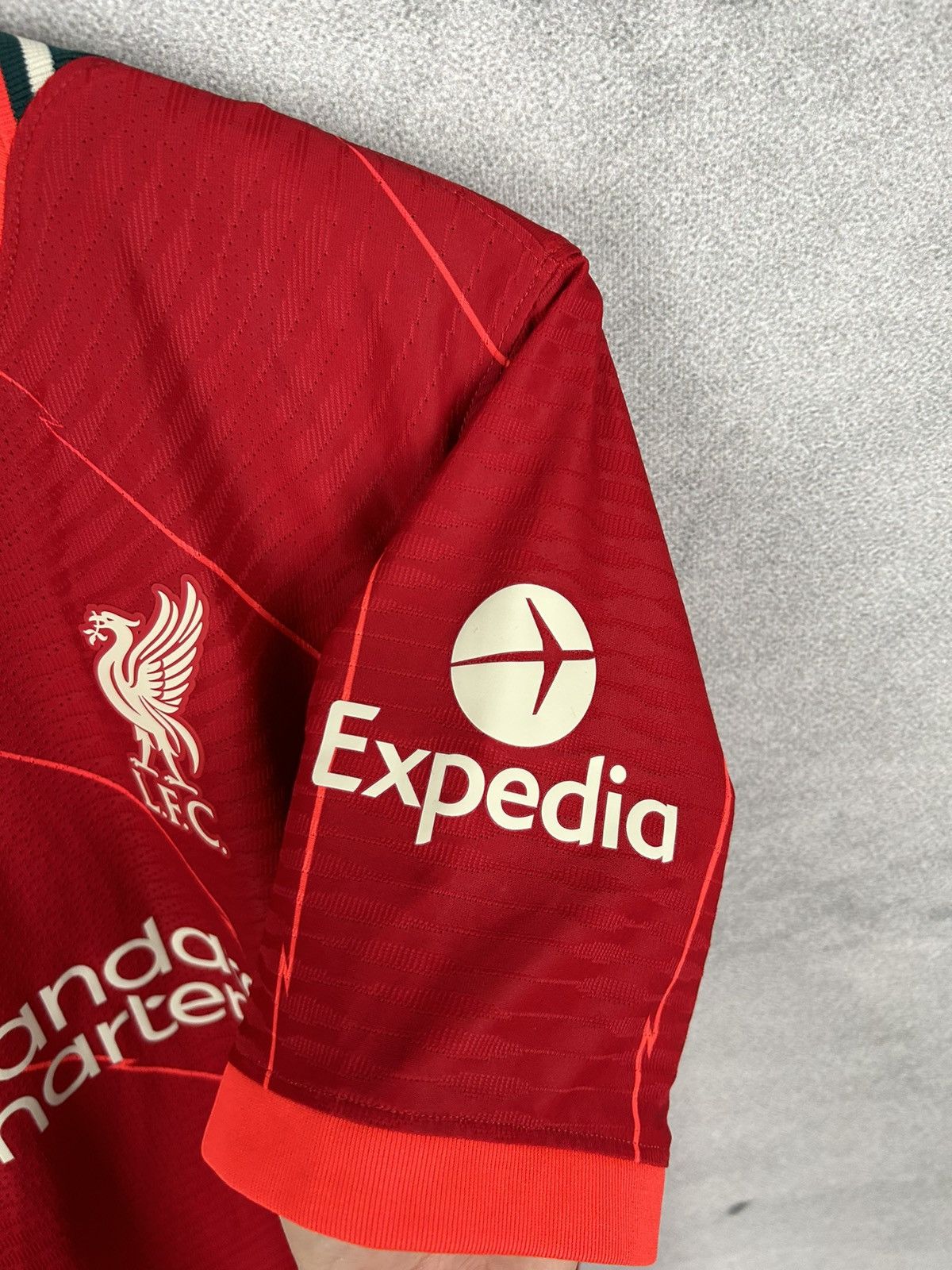 Nike Liverpool FC 2020/2021 Soccer Jersey Football Size US M / EU 48-50 / 2 - 5 Thumbnail