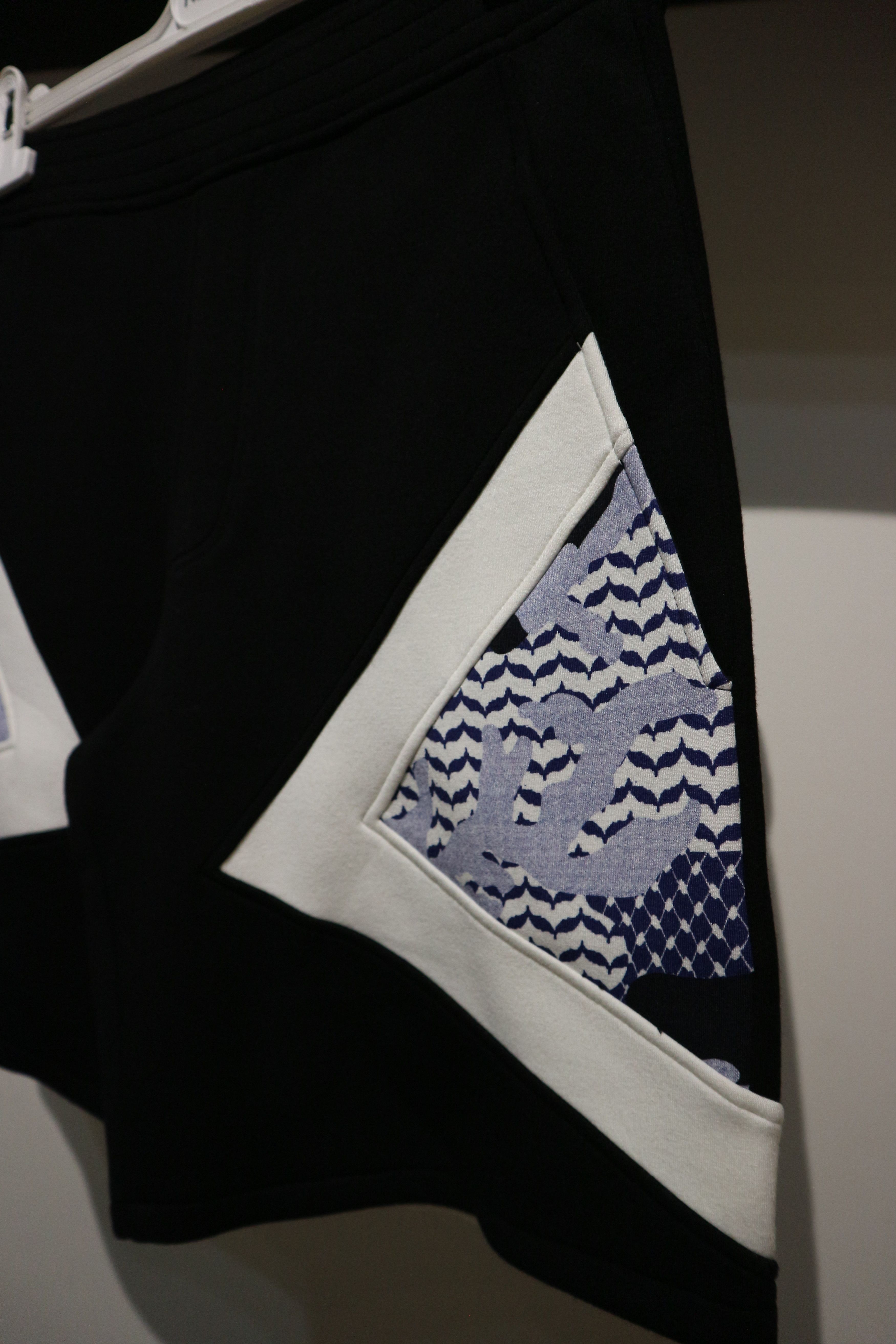 Neil Barrett neoprene insters shorts Size US 32 / EU 48 - 3 Thumbnail