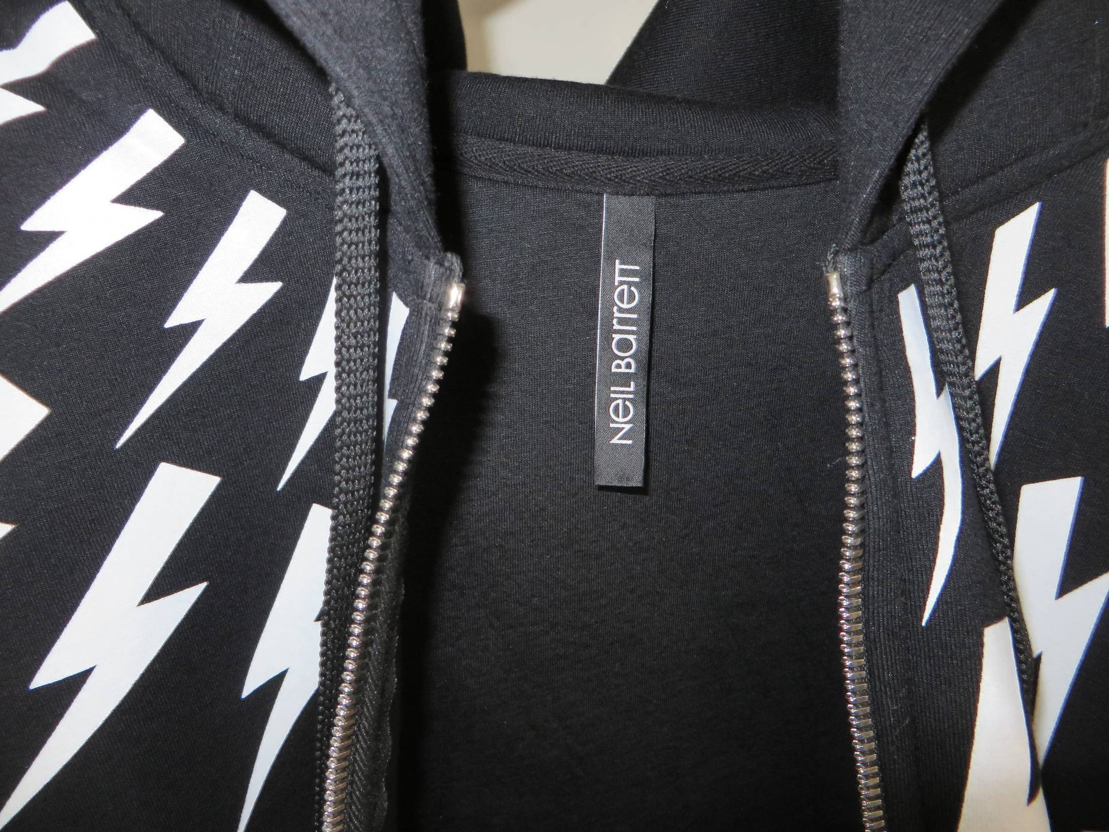 Neil Barrett Oversized Lightning bolt-print hoodie Size US XXS / EU 40 - 11 Thumbnail