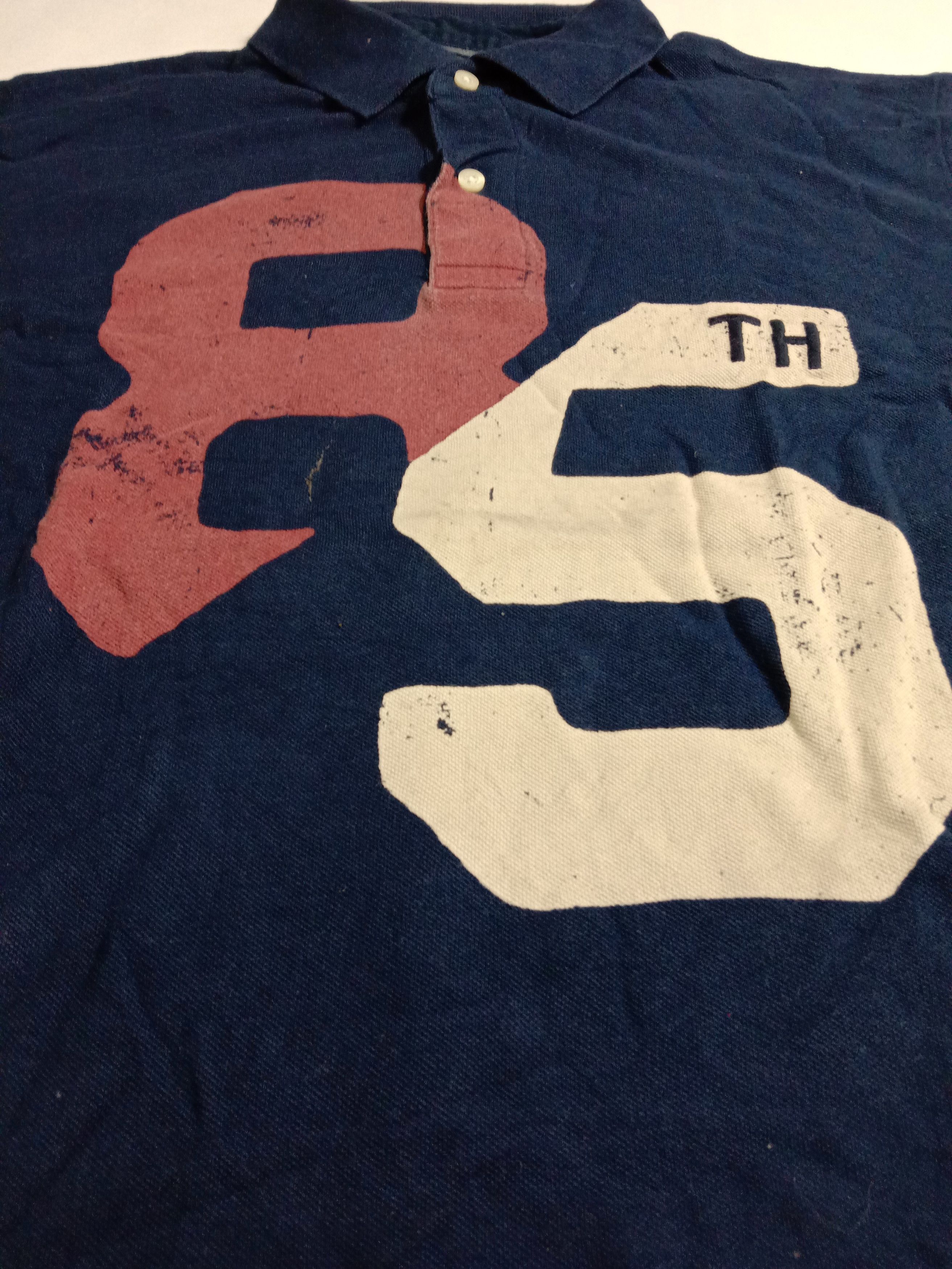 Tommy Hilfiger Vintage 90s Tommy Hilfiger 85th Logo Shirt Size US L / EU 52-54 / 3 - 3 Thumbnail