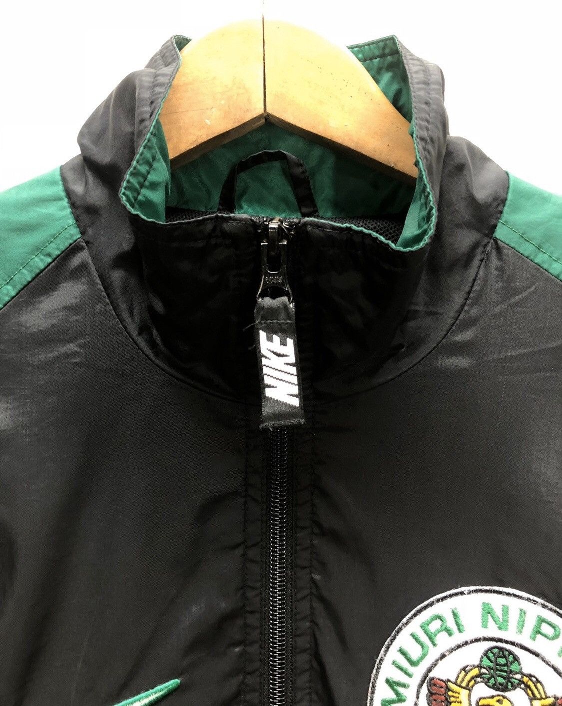 Nike × Vintage 90s Nike windbreaker Jacket yomiuri nippon FC Size US M / EU 48-50 / 2 - 5 Thumbnail