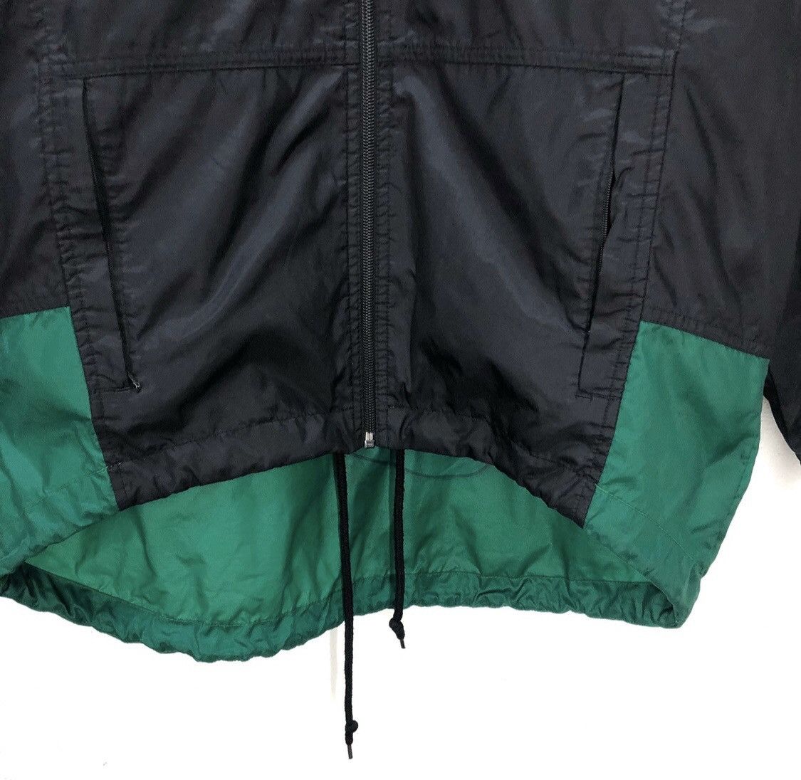 Nike × Vintage 90s Nike windbreaker Jacket yomiuri nippon FC Size US M / EU 48-50 / 2 - 10 Thumbnail