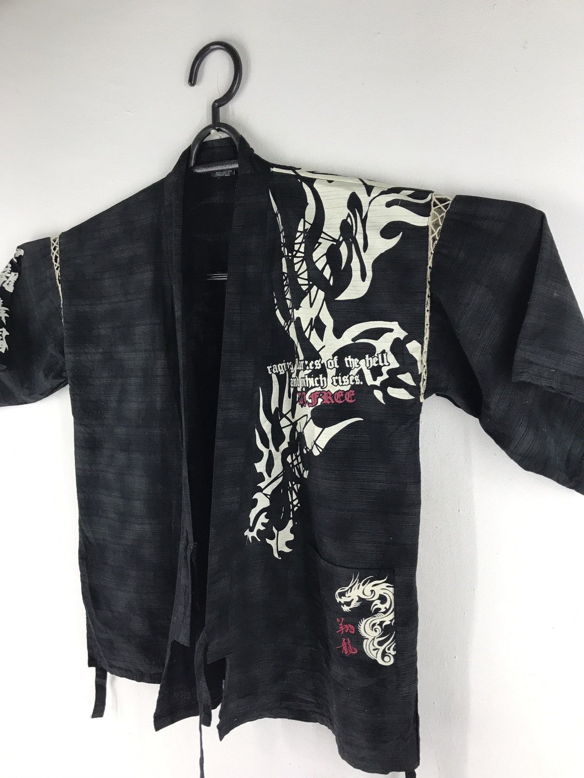Japanese Brand DJ FREE KIMONO CARDIGAN SHIRT JAPANESE DRAGON CLASSIC SCRIT Size US M / EU 48-50 / 2 - 1 Thumbnail