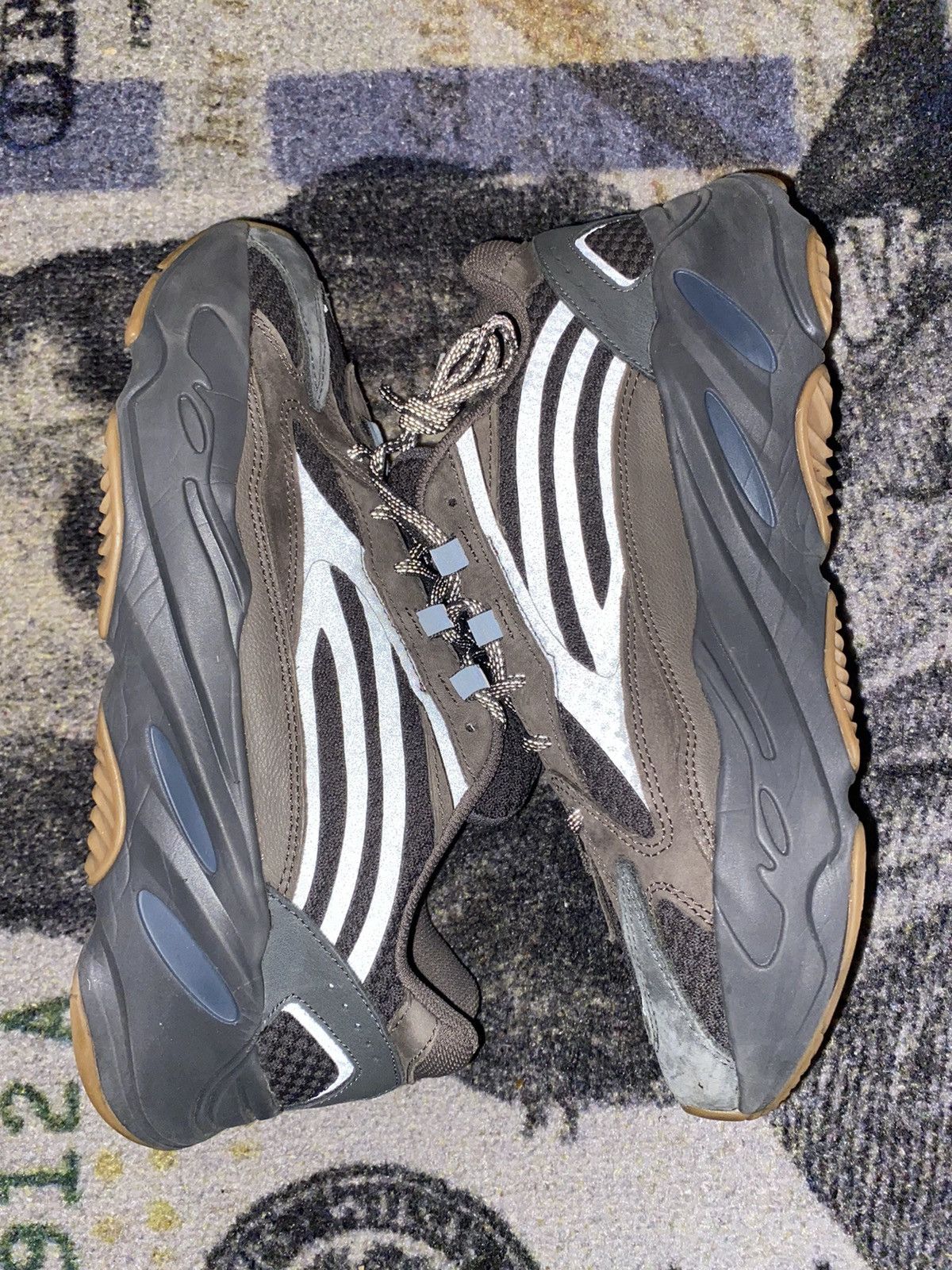 Adidas × Kanye West Adidas Yeezy Boost 700 V2 Geode Size US 10 / EU 43 - 2 Thumbnail