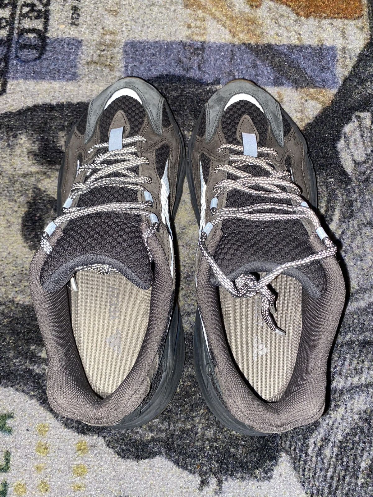 Adidas × Kanye West Adidas Yeezy Boost 700 V2 Geode Size US 10 / EU 43 - 6 Thumbnail
