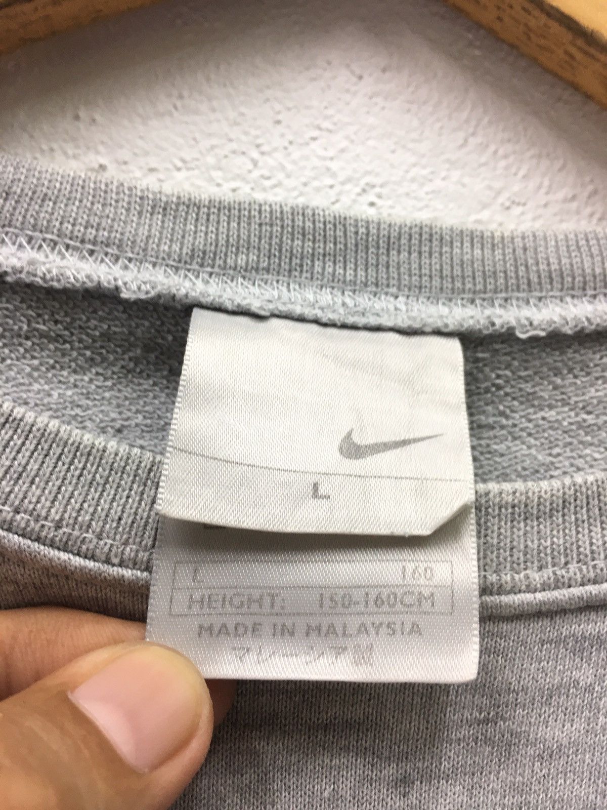 Nike × Vintage Vintage Nike Swoosh Big Logo Sweatshirt Size US M / EU 48-50 / 2 - 6 Thumbnail