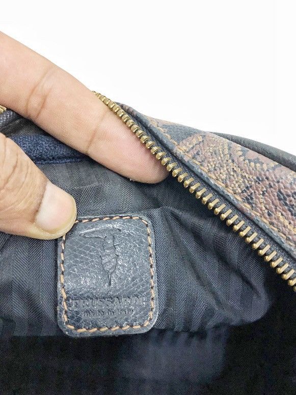 Trussardi 🔥Grail🔥 Vintage 90's Trussardi paisley slim leather bag Size ONE SIZE - 12 Thumbnail