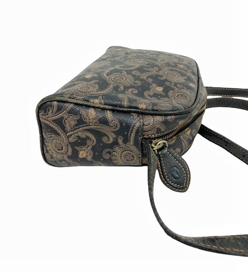Trussardi 🔥Grail🔥 Vintage 90's Trussardi paisley slim leather bag Size ONE SIZE - 4 Thumbnail