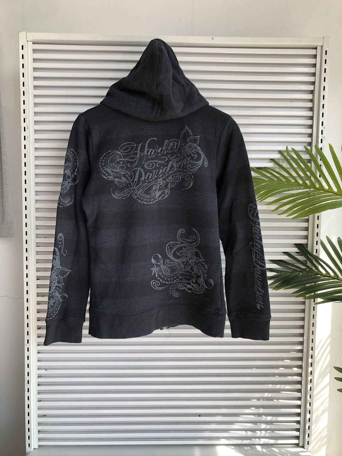 Harley Davidson Y2k Harley Davidson Floral Chrome Design Zipper Hoodie Size S / US 4 / IT 40 - 2 Thumbnail
