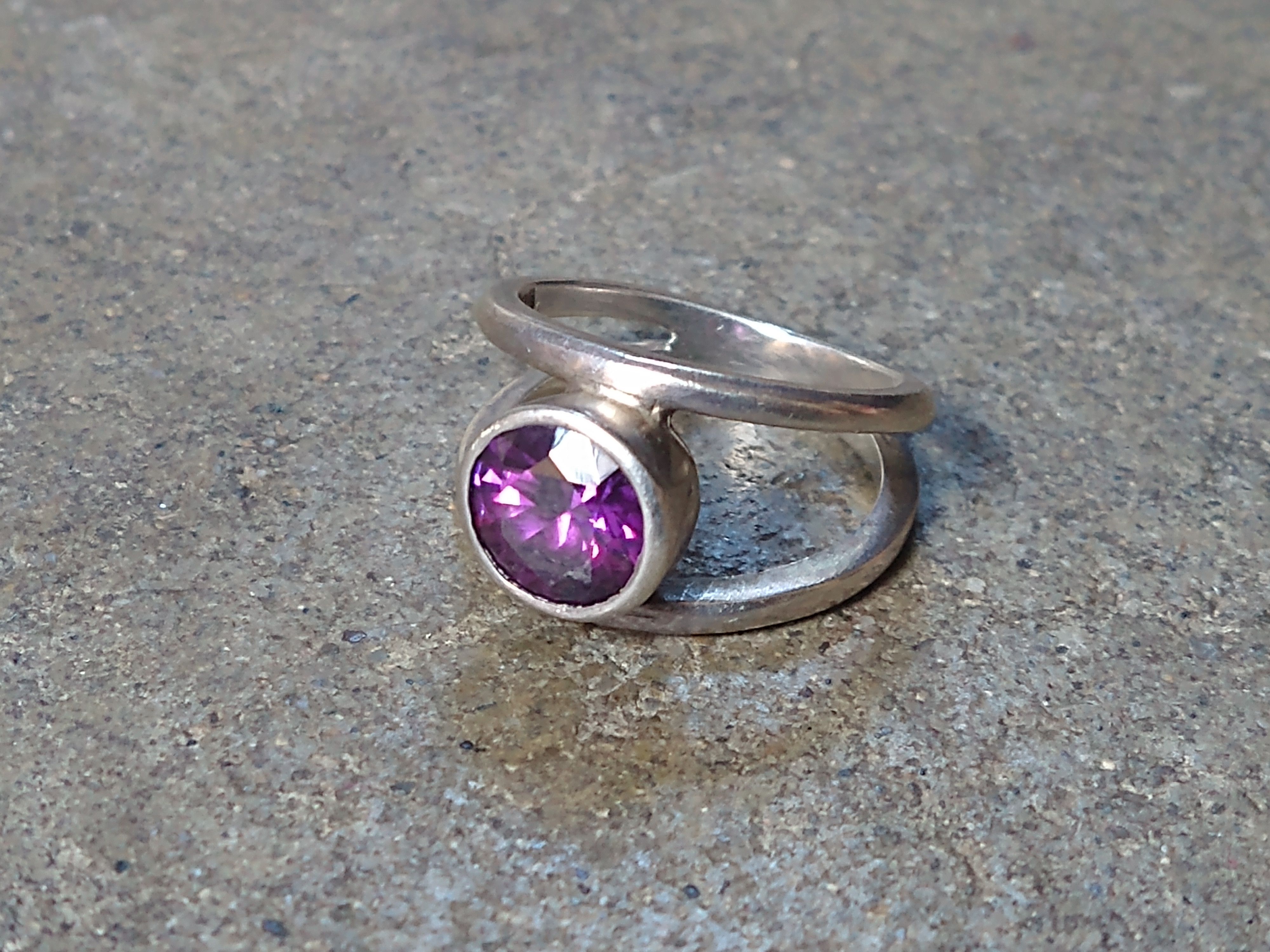 Jewelry × Sterling Silver Vintage Sterling Silver Ring Size 8.5 Amethyst Modern Size ONE SIZE - 2 Thumbnail