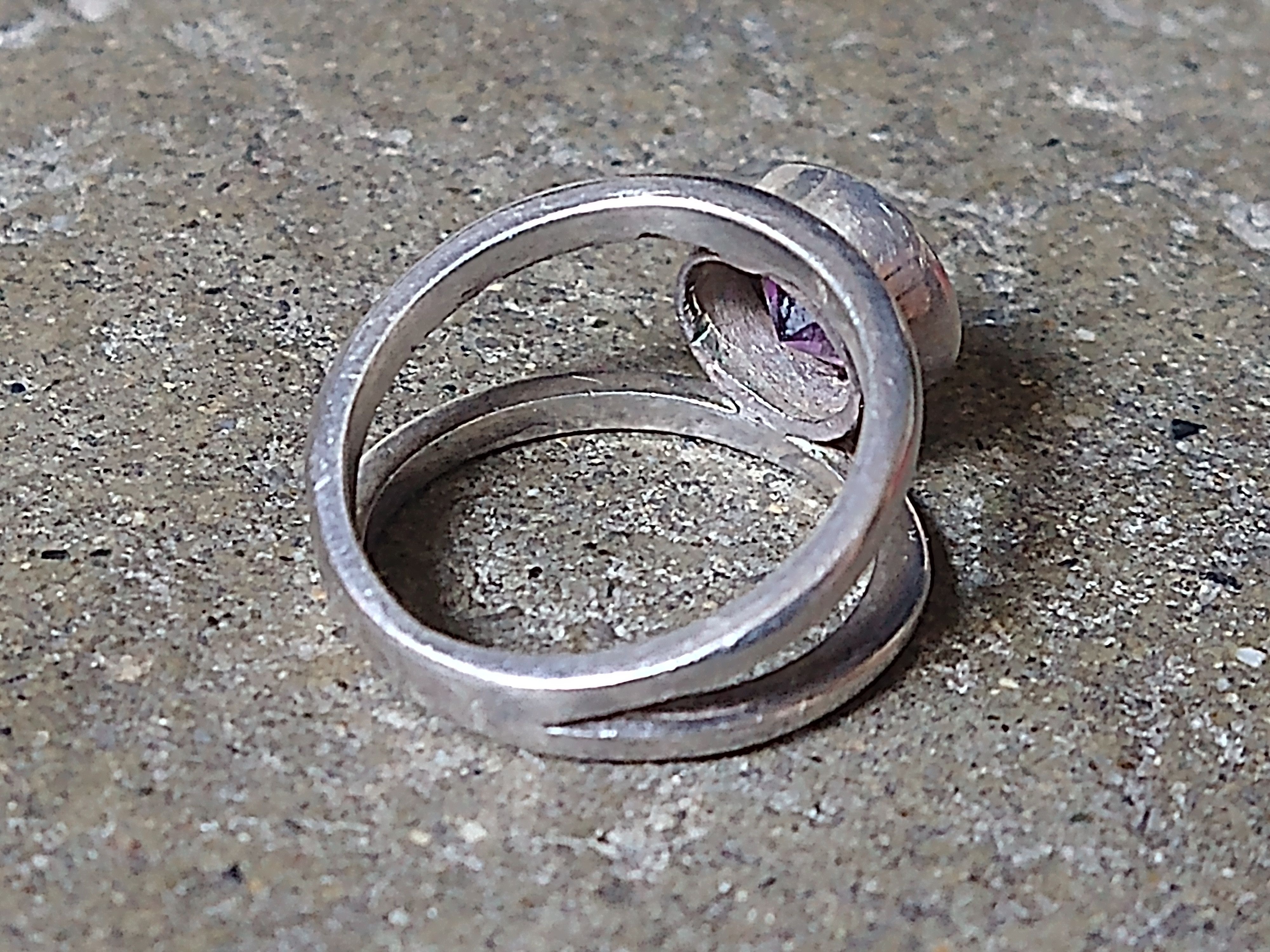 Jewelry × Sterling Silver Vintage Sterling Silver Ring Size 8.5 Amethyst Modern Size ONE SIZE - 9 Thumbnail