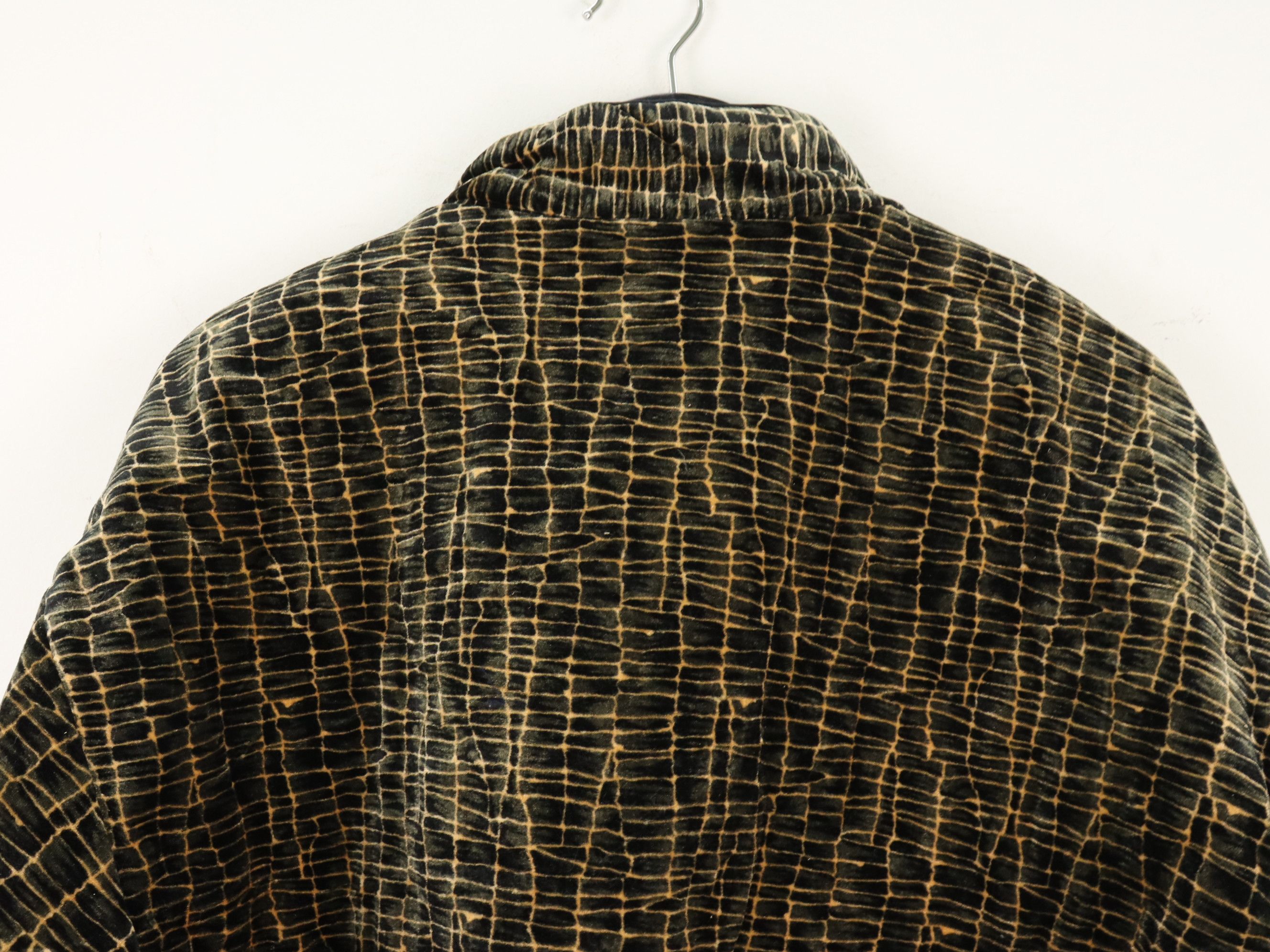 Designer × Japanese Brand $220 Retail Velvet BIEN-NIPPĒ Print Leopard Inspired Velvet Size US L / EU 52-54 / 3 - 6 Thumbnail
