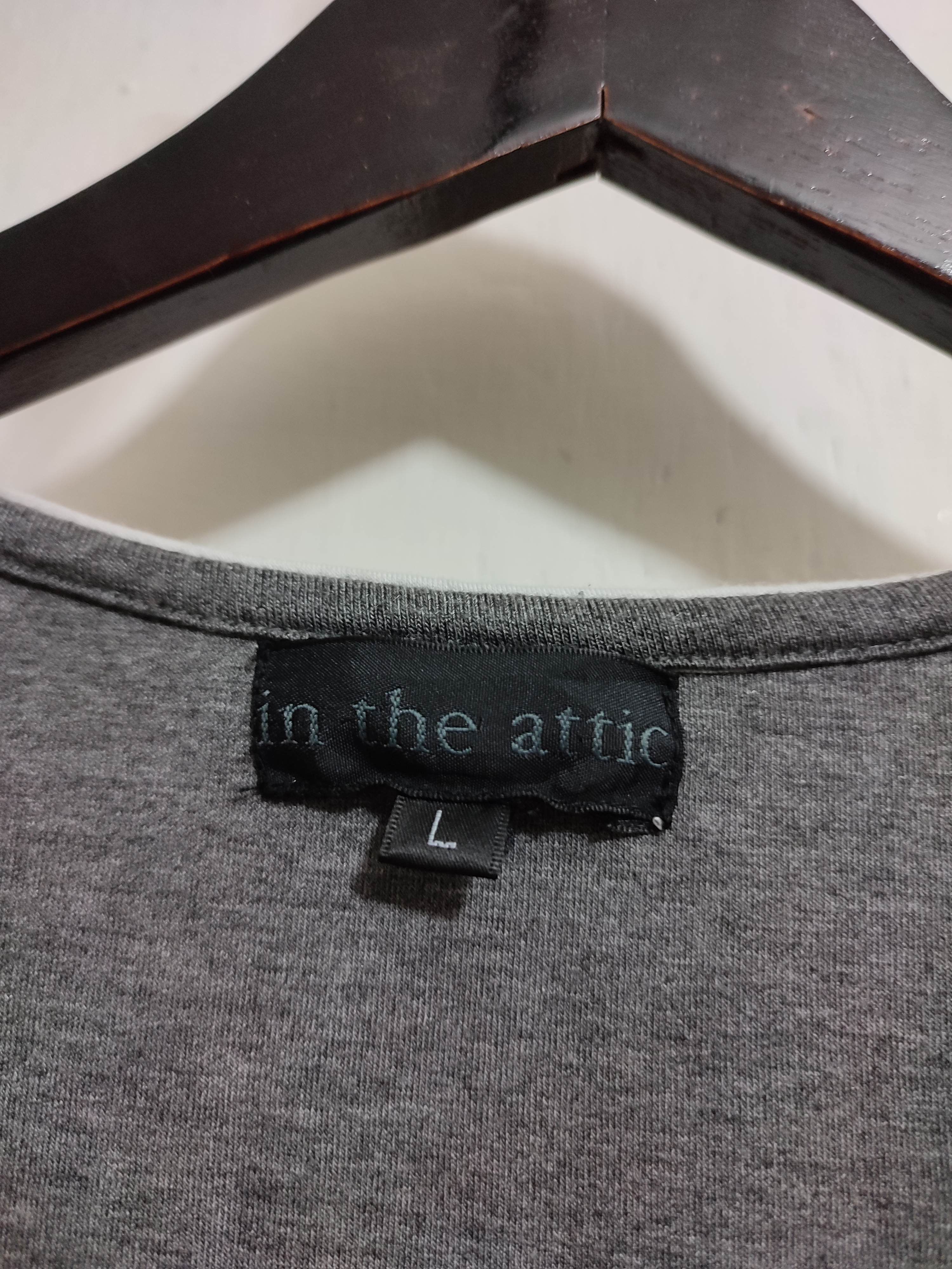 In The Attic × Japanese Brand 🔥In The Attic Japanese Multizipper Design Punk Tshirt Size US M / EU 48-50 / 2 - 7 Thumbnail
