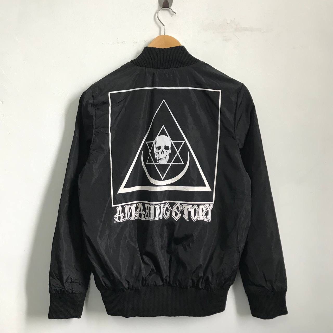 image of Vintage Amazing Story Jacket in Black, Men's (Size Medium)