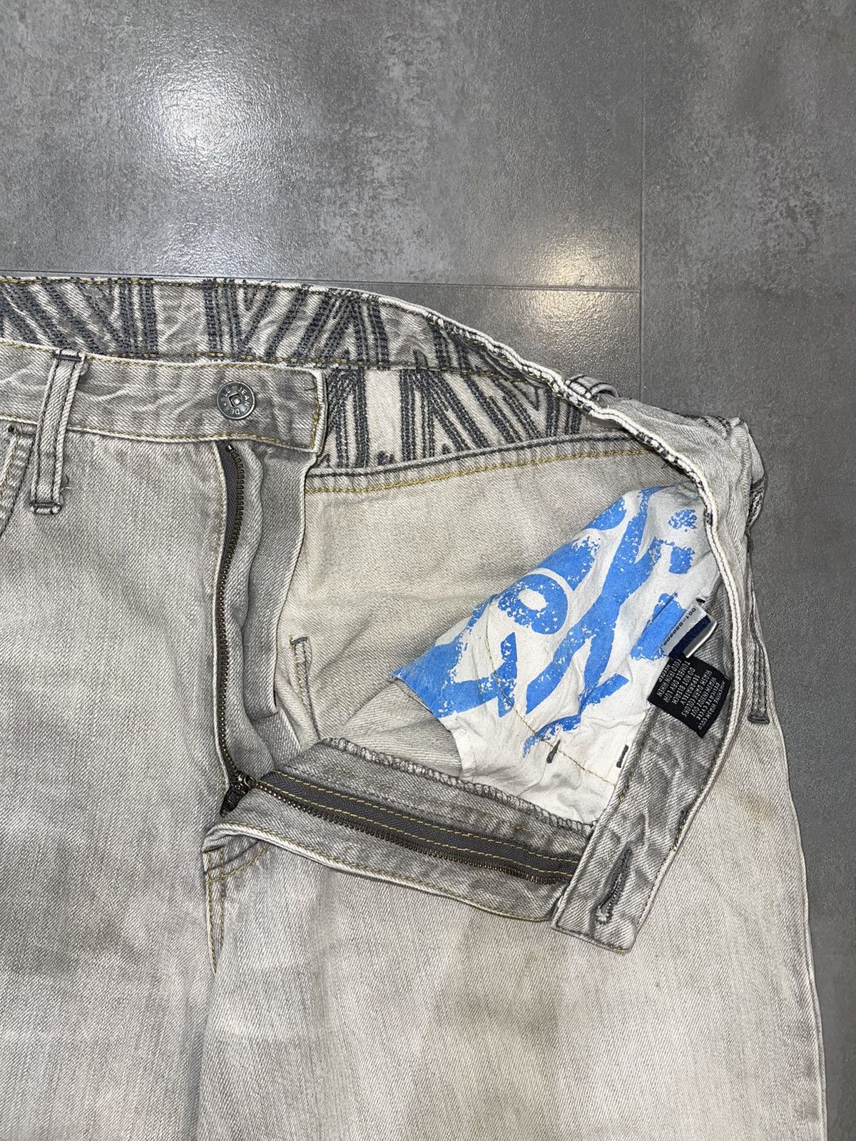 Marithe + Francois Girbaud Marithe Francois Girbaud Distressed Gray Denim Pants Size US 36 / EU 52 - 12 Thumbnail