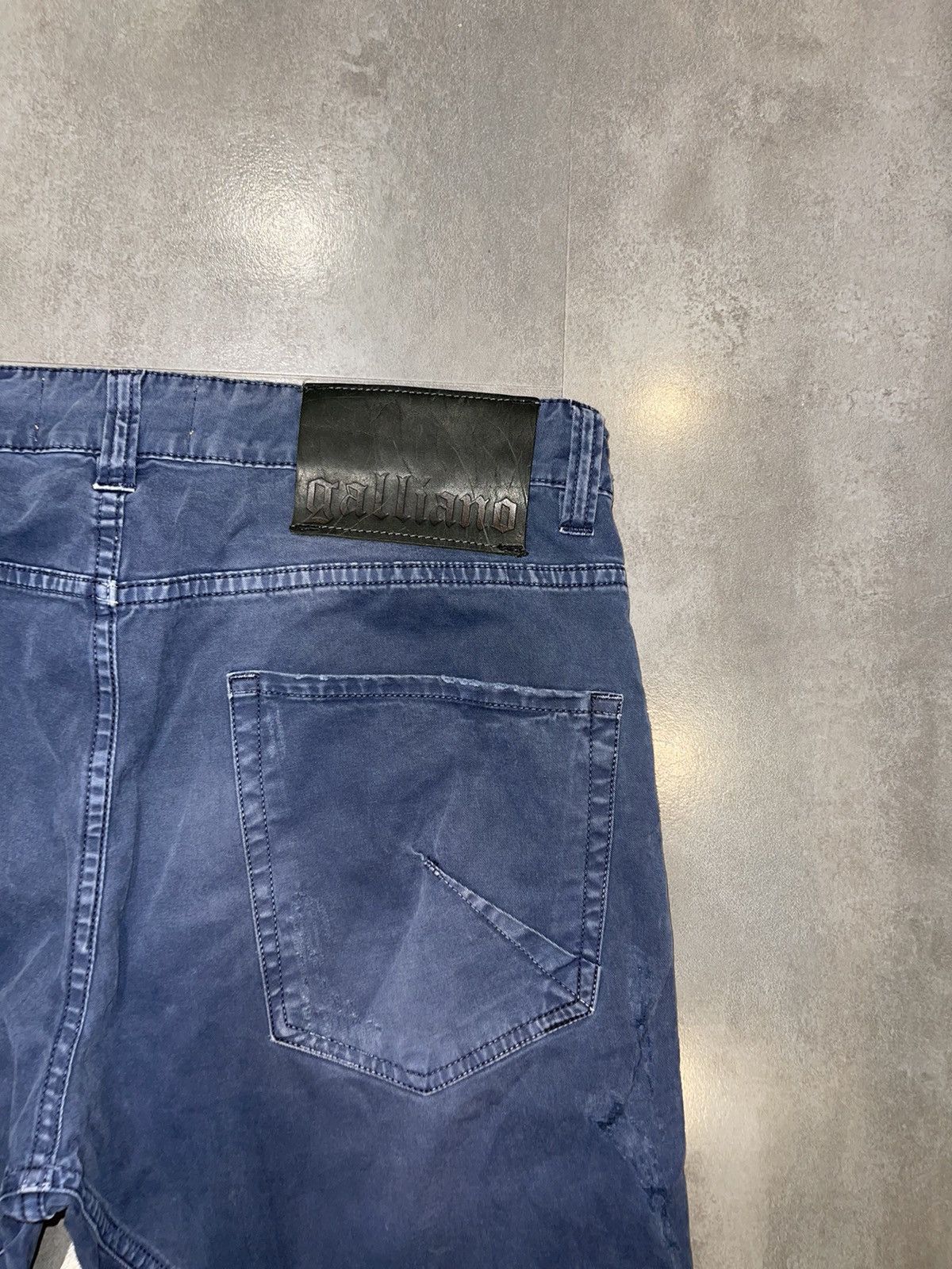 John Galliano Galliano Distressed Dark Navy Biker Denim Pants Size US 34 / EU 50 - 9 Thumbnail