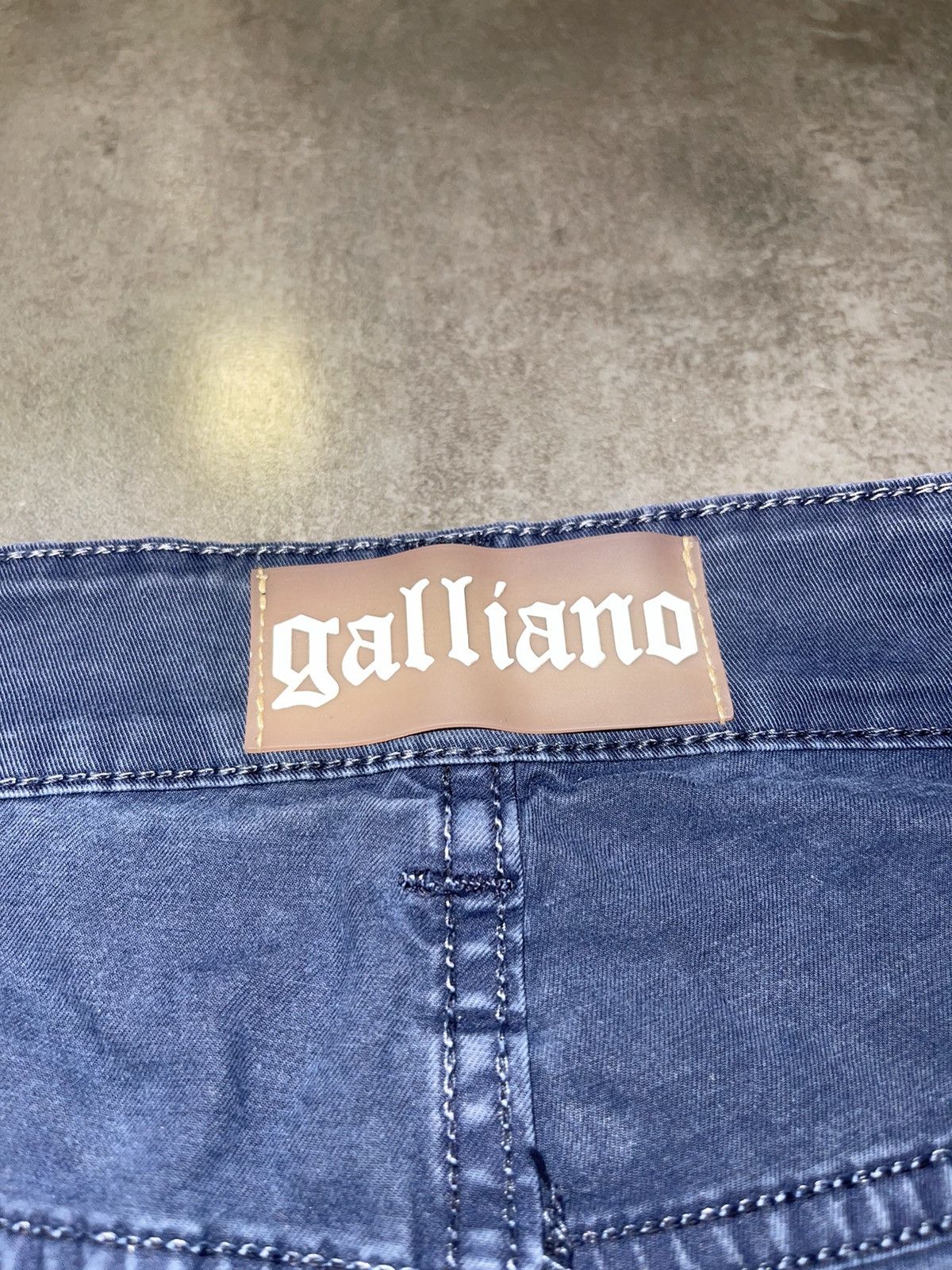 John Galliano Galliano Distressed Dark Navy Biker Denim Pants Size US 34 / EU 50 - 12 Thumbnail
