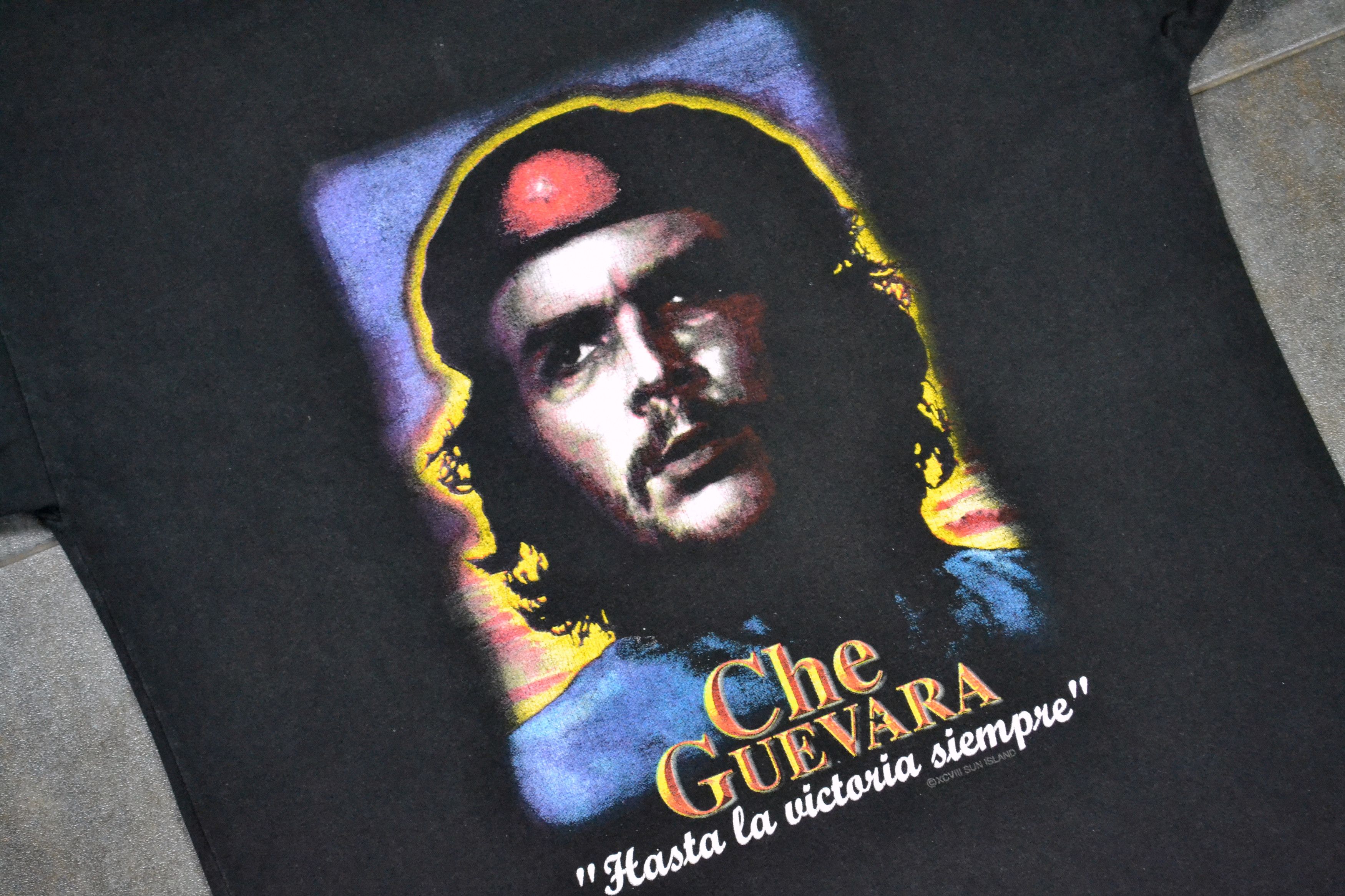 Vintage 1998 Vintage Che Guevara "Hasta La Victoria Siempre" Tee Size US XL / EU 56 / 4 - 3 Thumbnail