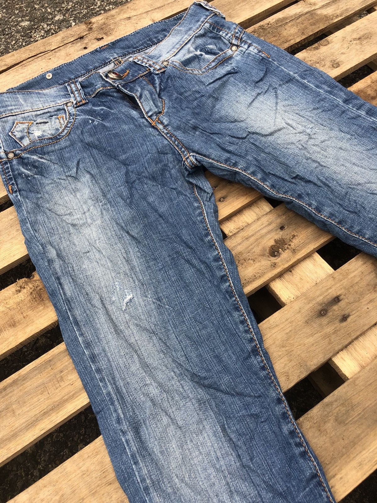 Vintage BONAVENTURE jeans Made in Romania flare cut size 31 Size US 31 - 18 Thumbnail