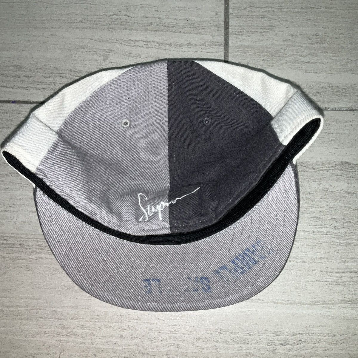New Era × Supreme × Vintage Supreme New Era Fitted Sample Very Rare 7 1/2 Size ONE SIZE - 3 Thumbnail
