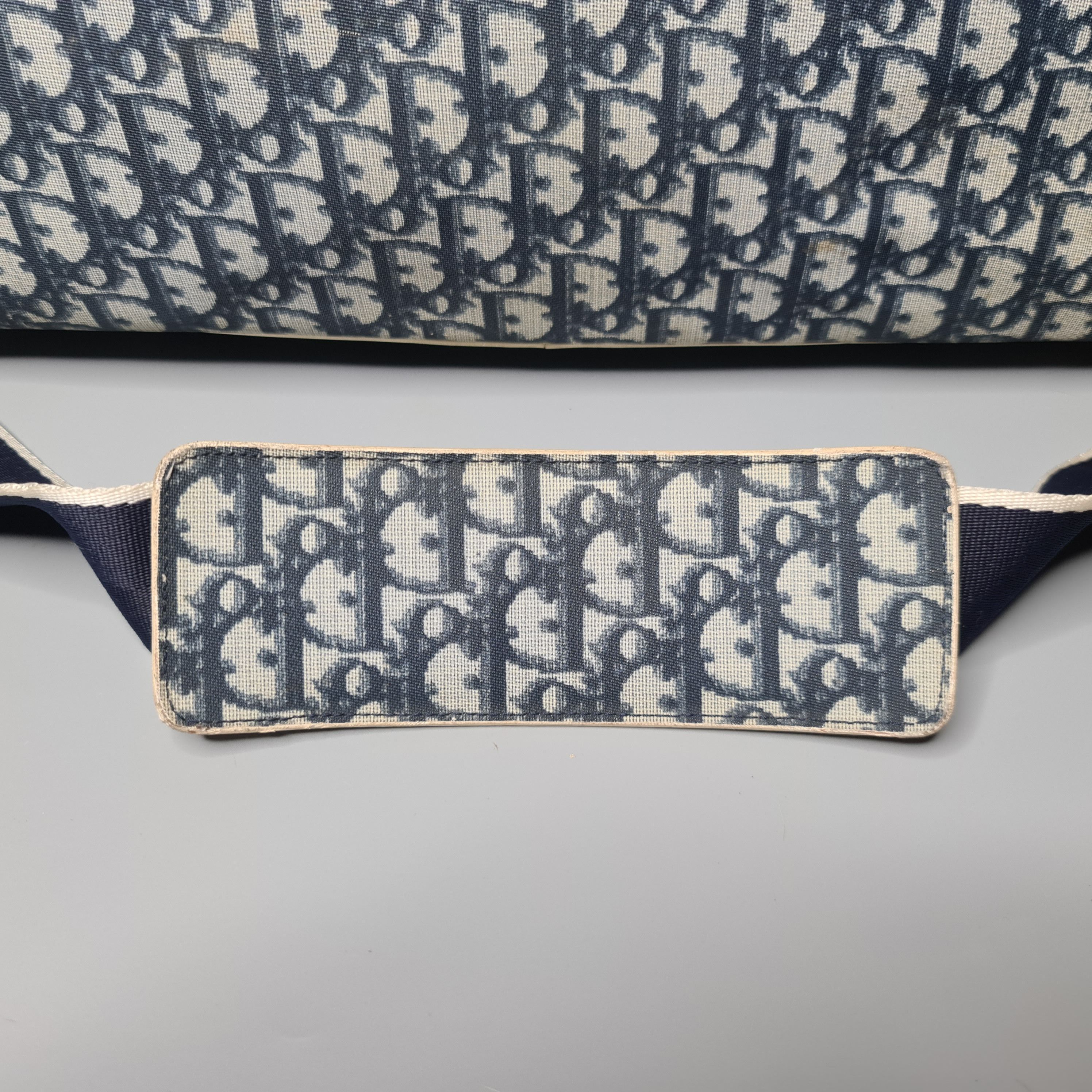 Dior × John Galliano Dior x Galliano - FW01 Runway Dior Trotter Duffle Bag Size ONE SIZE - 7 Thumbnail