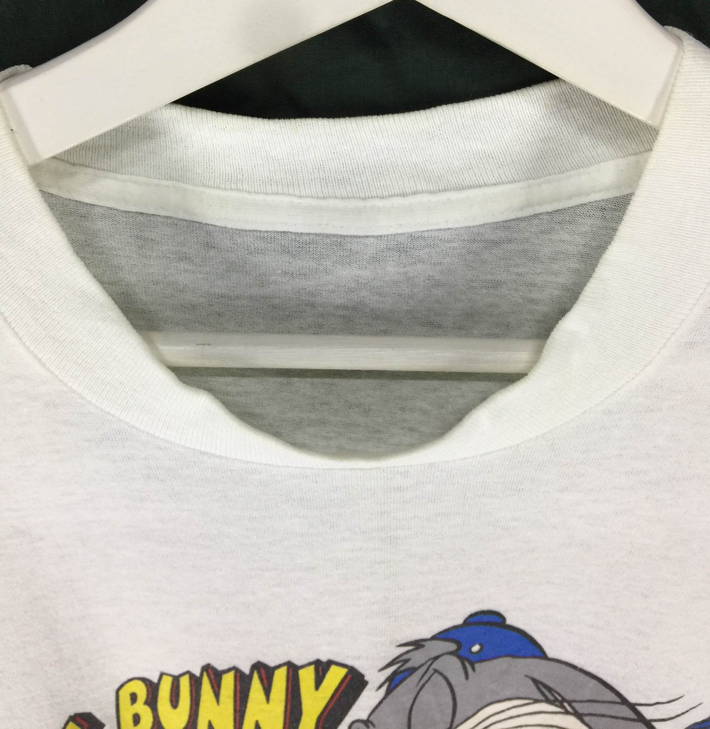 Santa Cruz Skateboards × Vintage × Warner Bros Bugs bunny skate vintage 80s paperthin tshirt Size US M / EU 48-50 / 2 - 5 Thumbnail