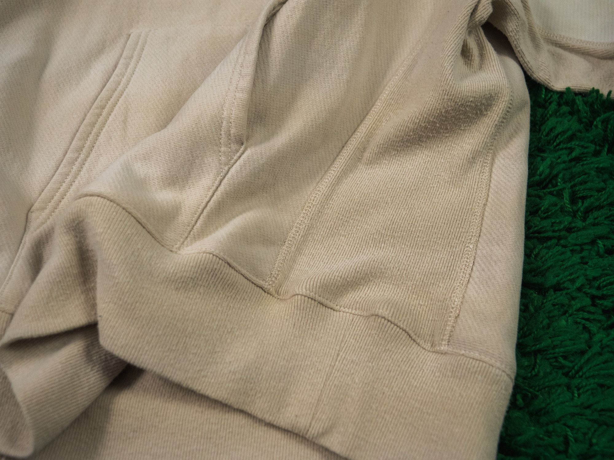 Yeezy YEEZY SEASON 3 TWO TONE HOODIE (M) Size US M / EU 48-50 / 2 - 14 Thumbnail