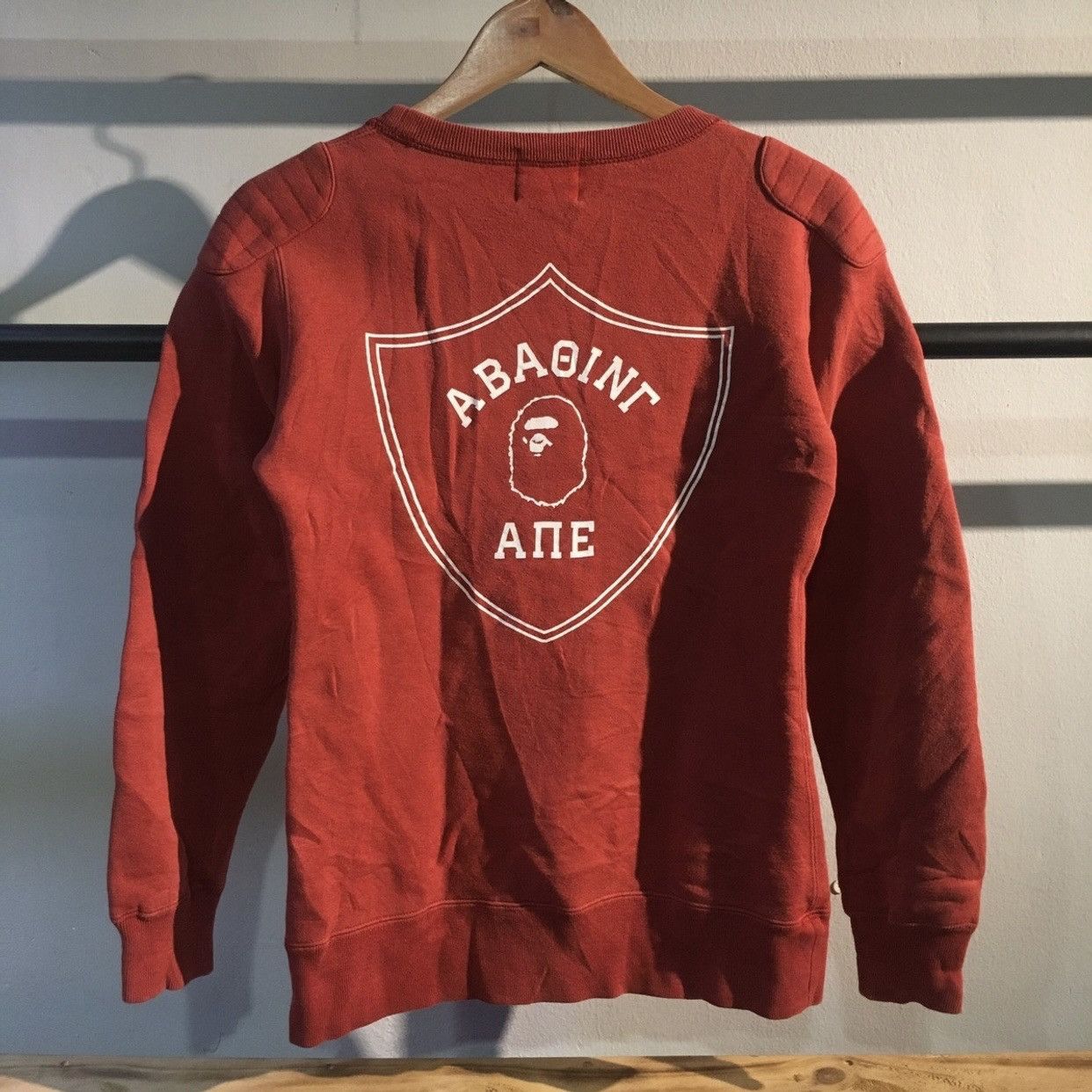 Bape Teen Apes Crewneck Size ONE SIZE - 1 Thumbnail
