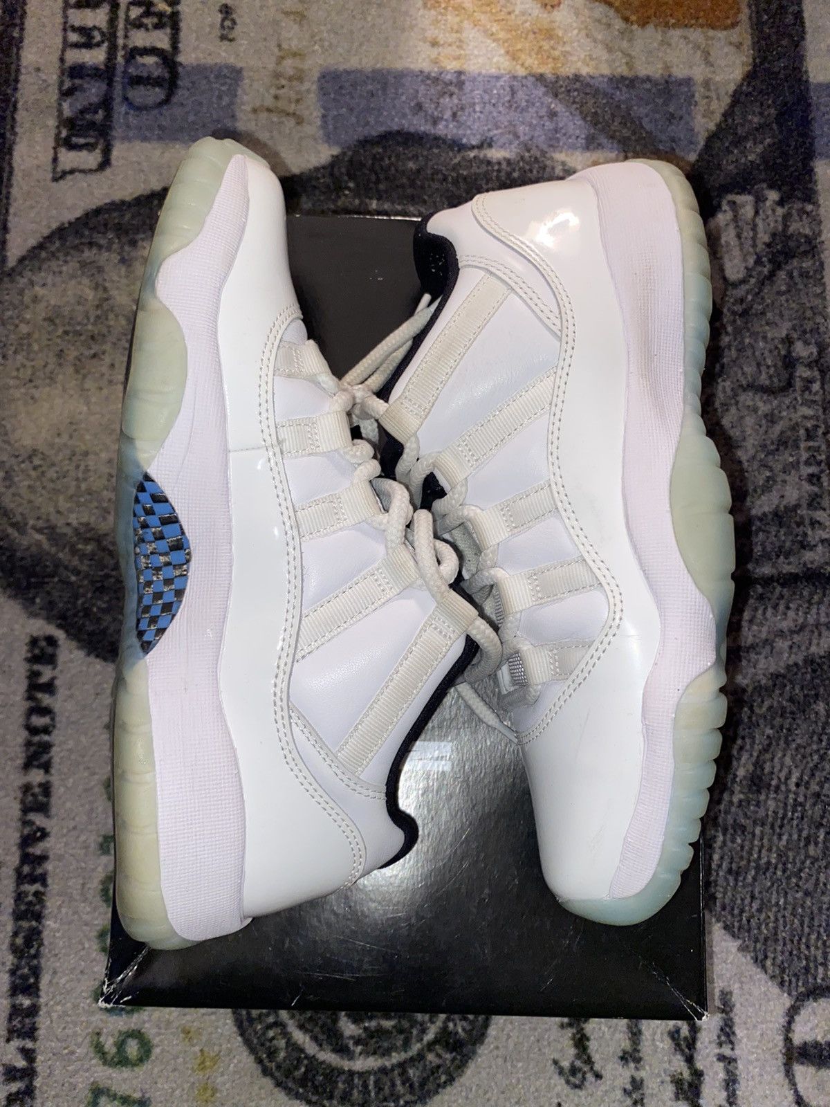 Jordan Brand × Nike Jordan 11 Retro Low Legend Blue (7Y Grade School) Size US 8.5 / IT 38.5 - 1 Thumbnail