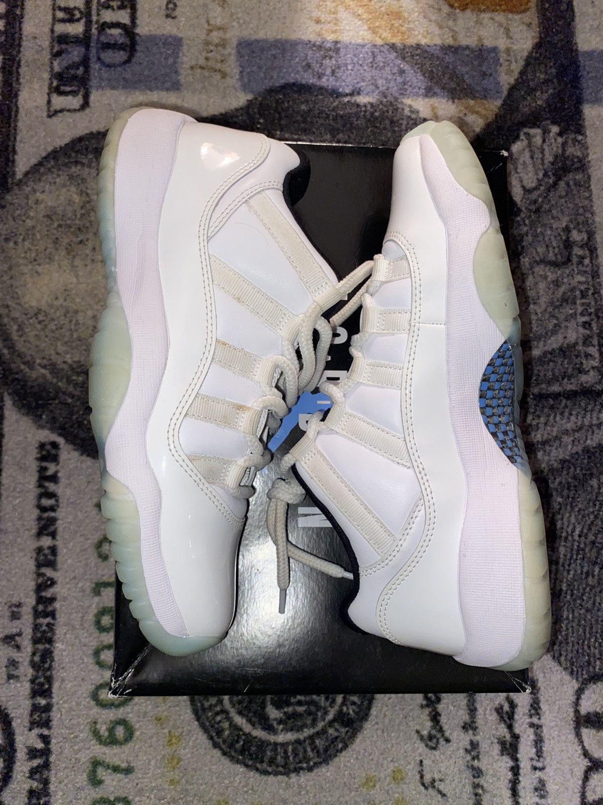 Jordan Brand × Nike Jordan 11 Retro Low Legend Blue (7Y Grade School) Size US 8.5 / IT 38.5 - 2 Thumbnail