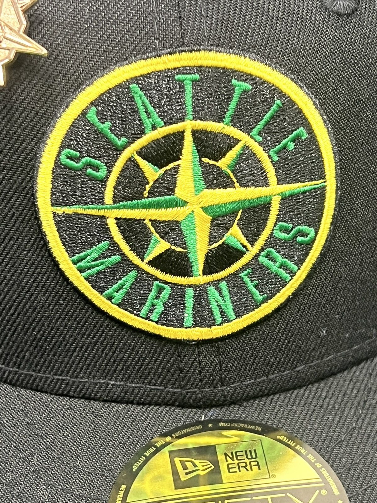 MLB Stone Island Seattle Mariners 40th Year Patch Fitted Hat Size ONE SIZE - 4 Thumbnail