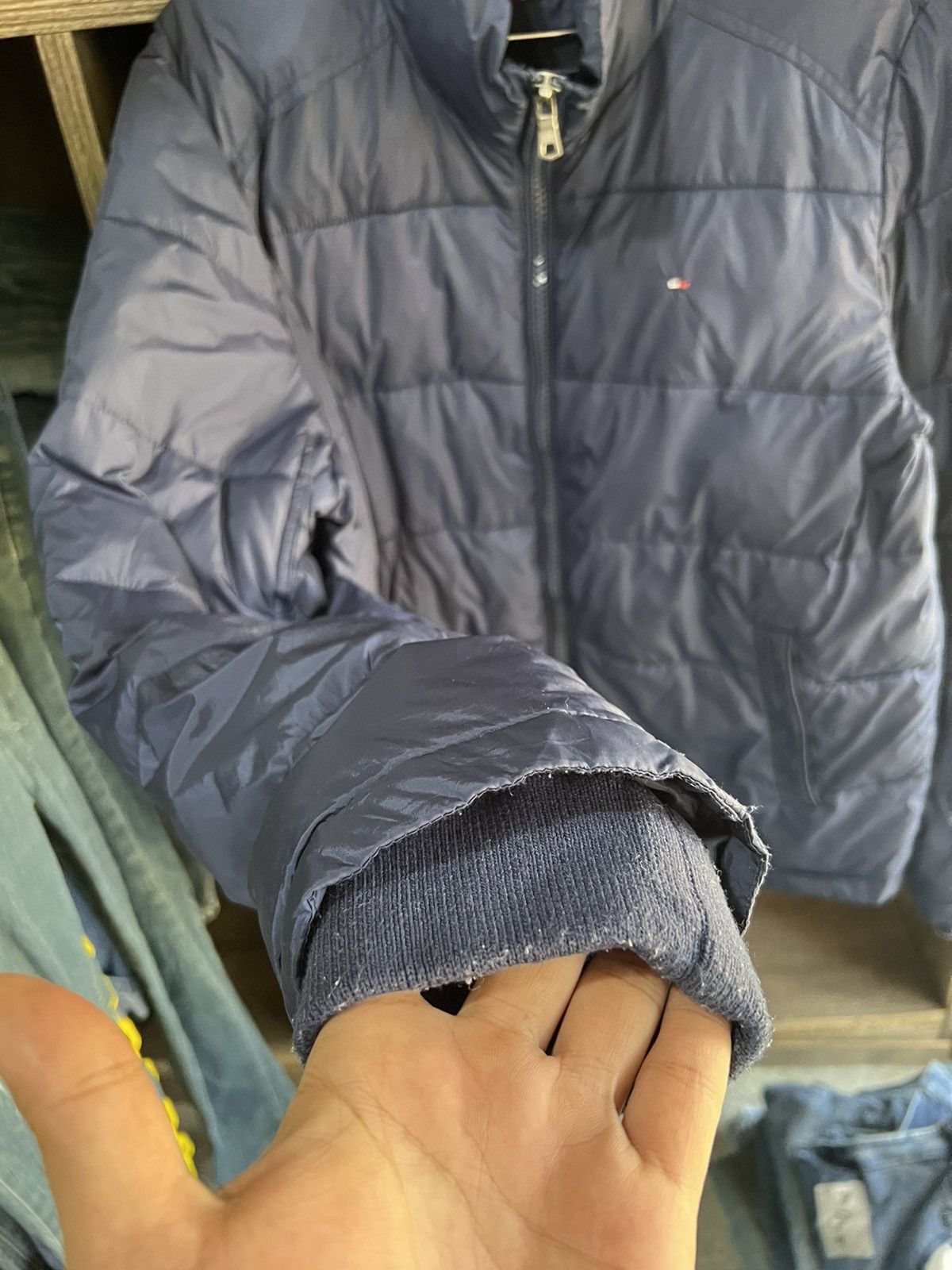 Tommy Hilfiger 🔥Vintage Tommy Hilfiger Down Puffer Jacket Size US L / EU 52-54 / 3 - 7 Thumbnail