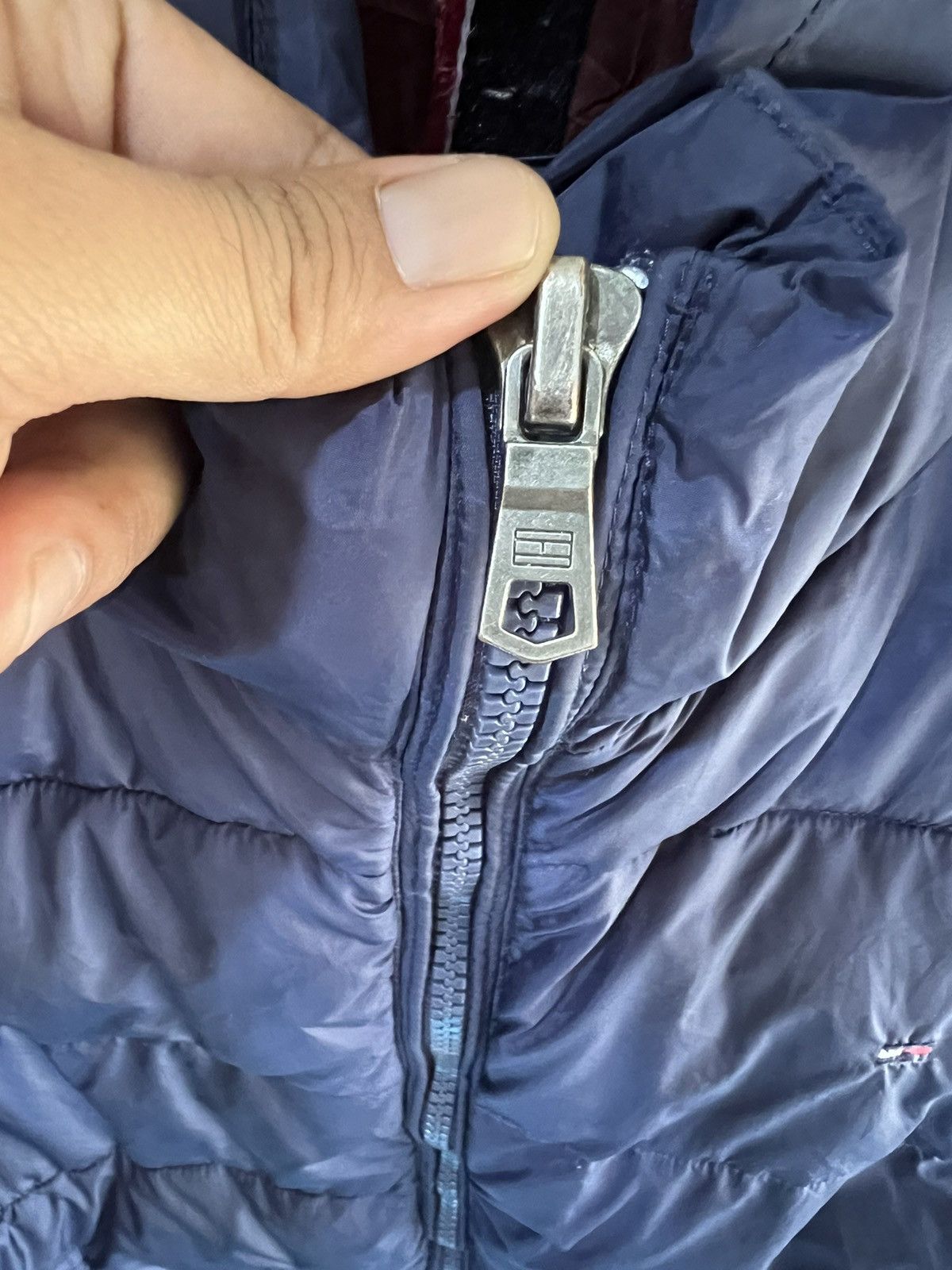 Tommy Hilfiger 🔥Vintage Tommy Hilfiger Down Puffer Jacket Size US L / EU 52-54 / 3 - 9 Thumbnail