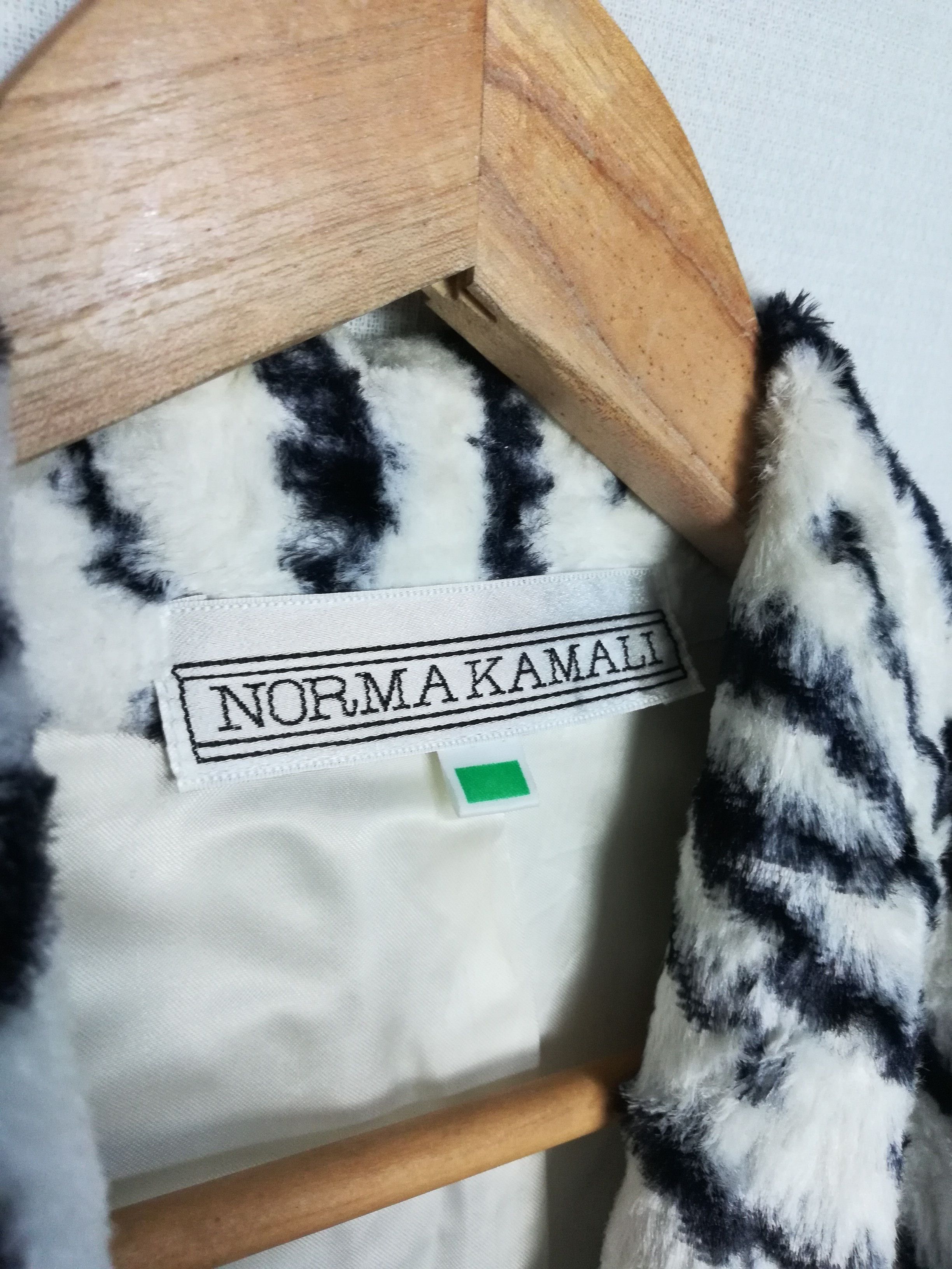 Other norma kamali italian designer faux jacket zebra design Size L / US 10 / IT 46 - 3 Thumbnail