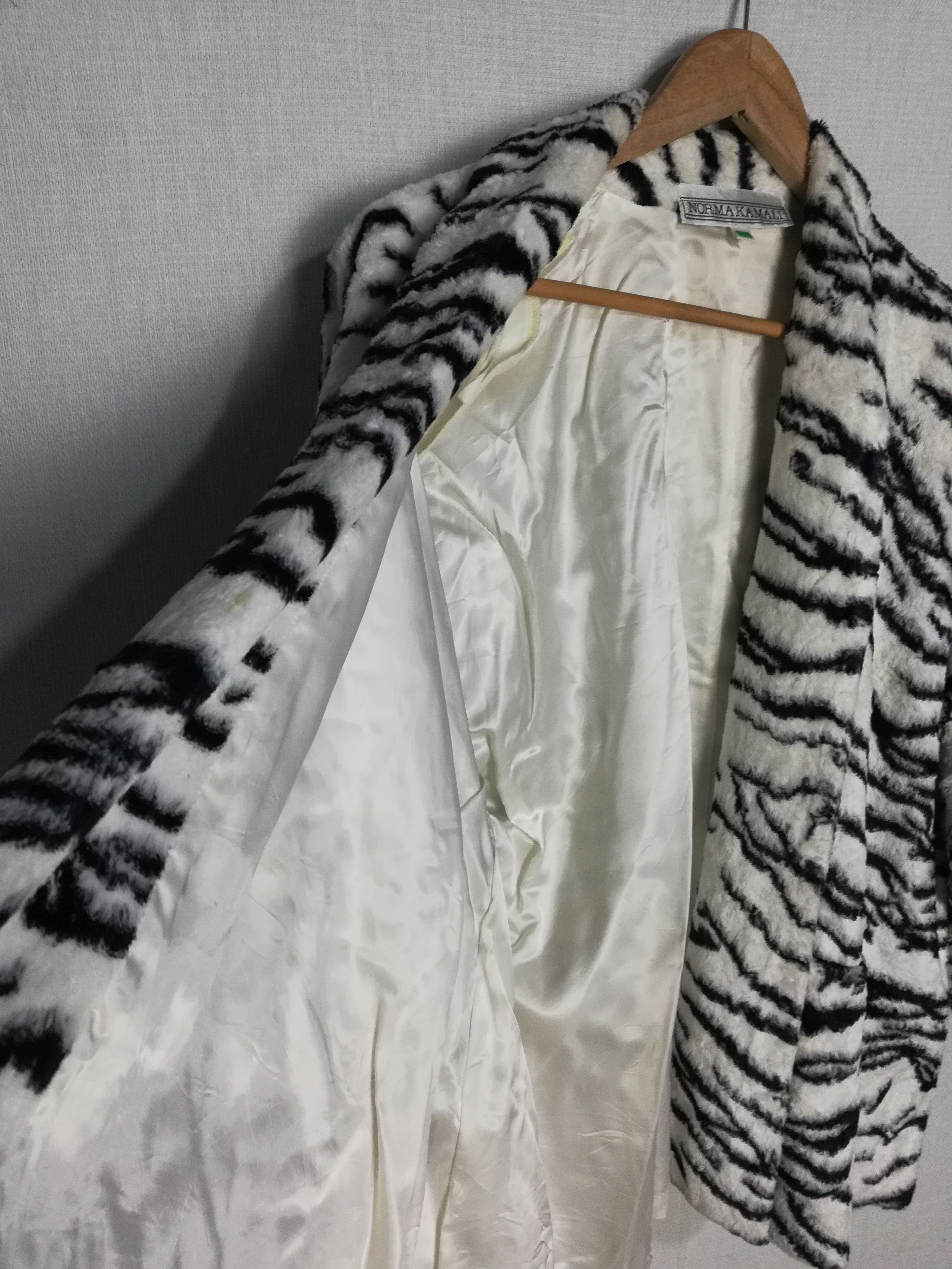 Other norma kamali italian designer faux jacket zebra design Size L / US 10 / IT 46 - 5 Thumbnail