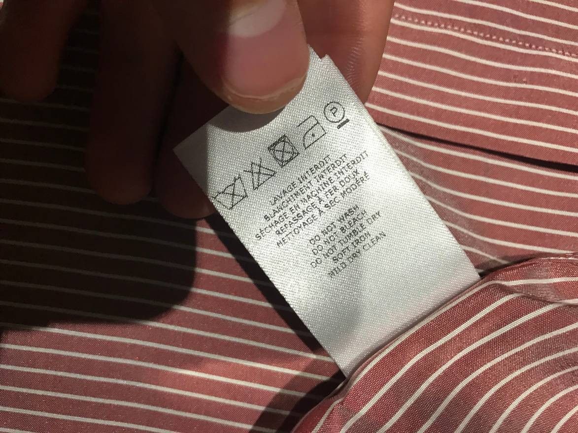 Faith Connexion S-M-L / Burgundy Button Up In Silk Size US M / EU 48-50 / 2 - 2 Thumbnail