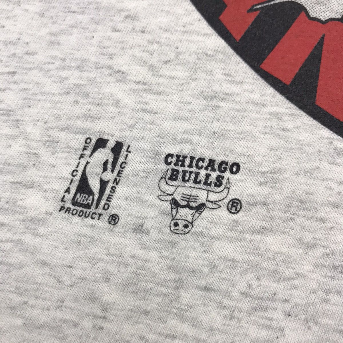 NBA × Vintage Vintage CHICAGO BULLS the 1993 NBA Finals t-shirt Size US XXL / EU 58 / 5 - 5 Thumbnail