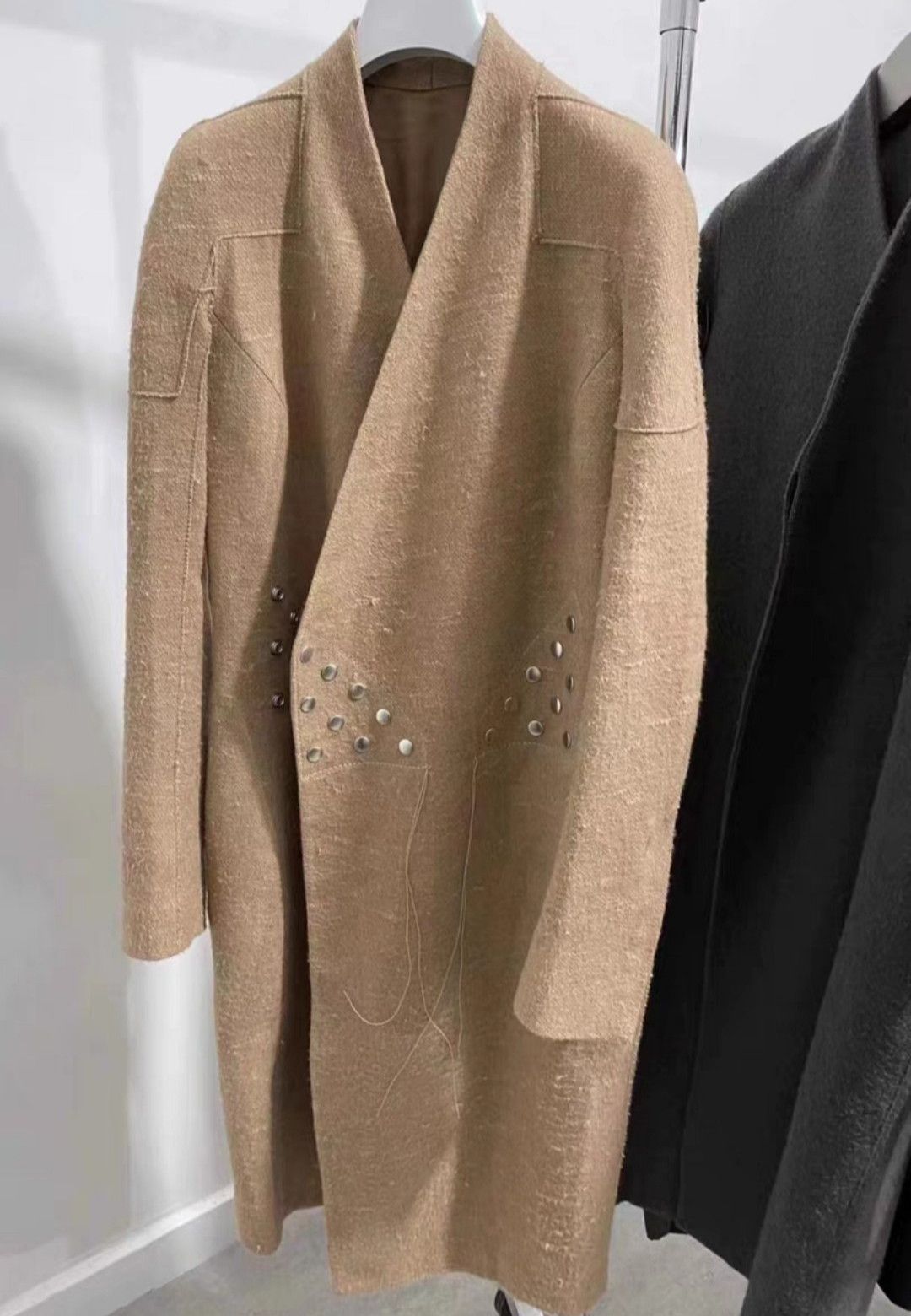Rick Owens ro beige/pearl coat made of 52% camel hair and 48% linen Size M / US 6-8 / IT 42-44 - 1 Thumbnail