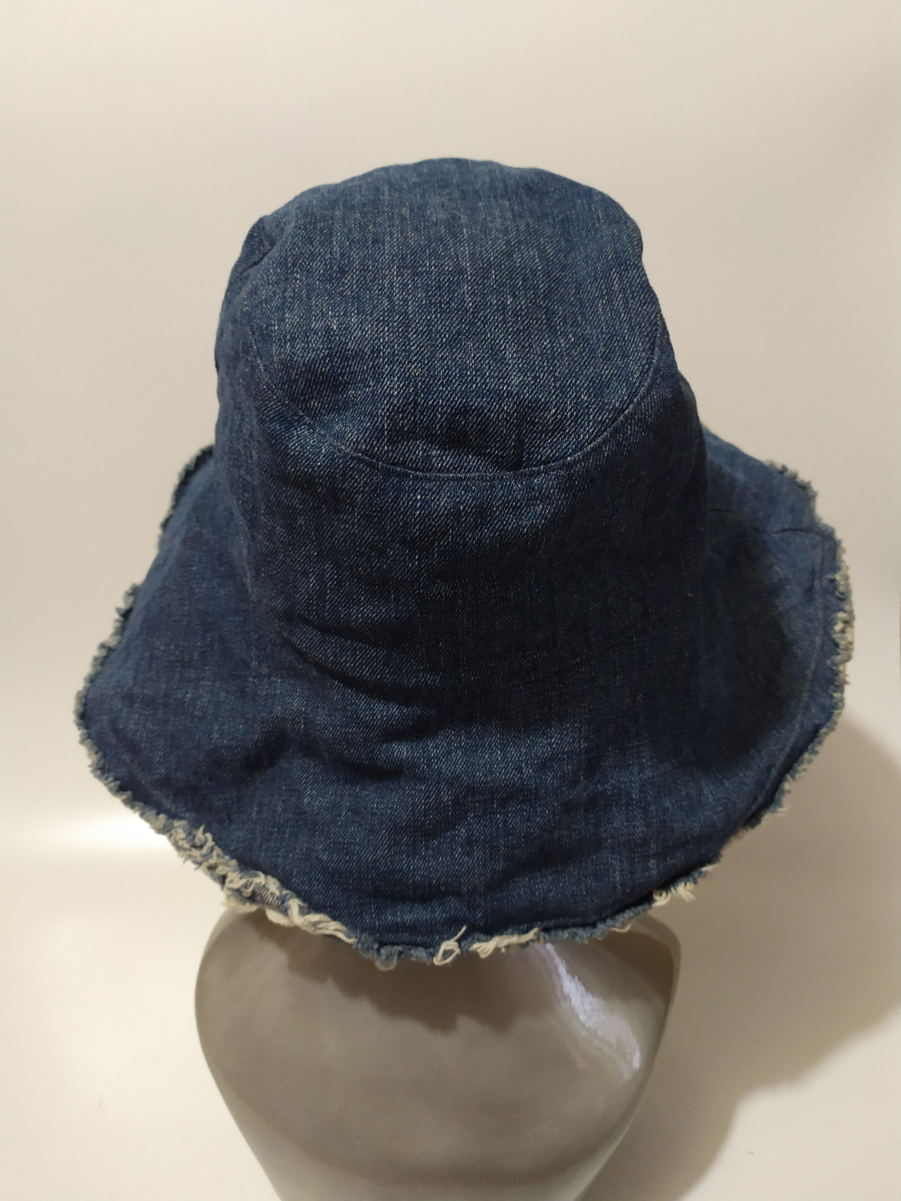 Other Unknown Bucket Hats Nice Hairy Design Size ONE SIZE - 11 Thumbnail