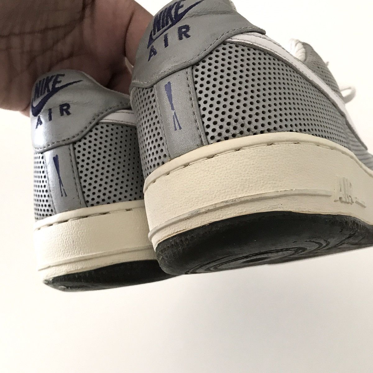 Futura × Nike Nike x Futura 2010 Air Force 1 Premium Yankees Size US 8 / EU 41 - 8 Thumbnail
