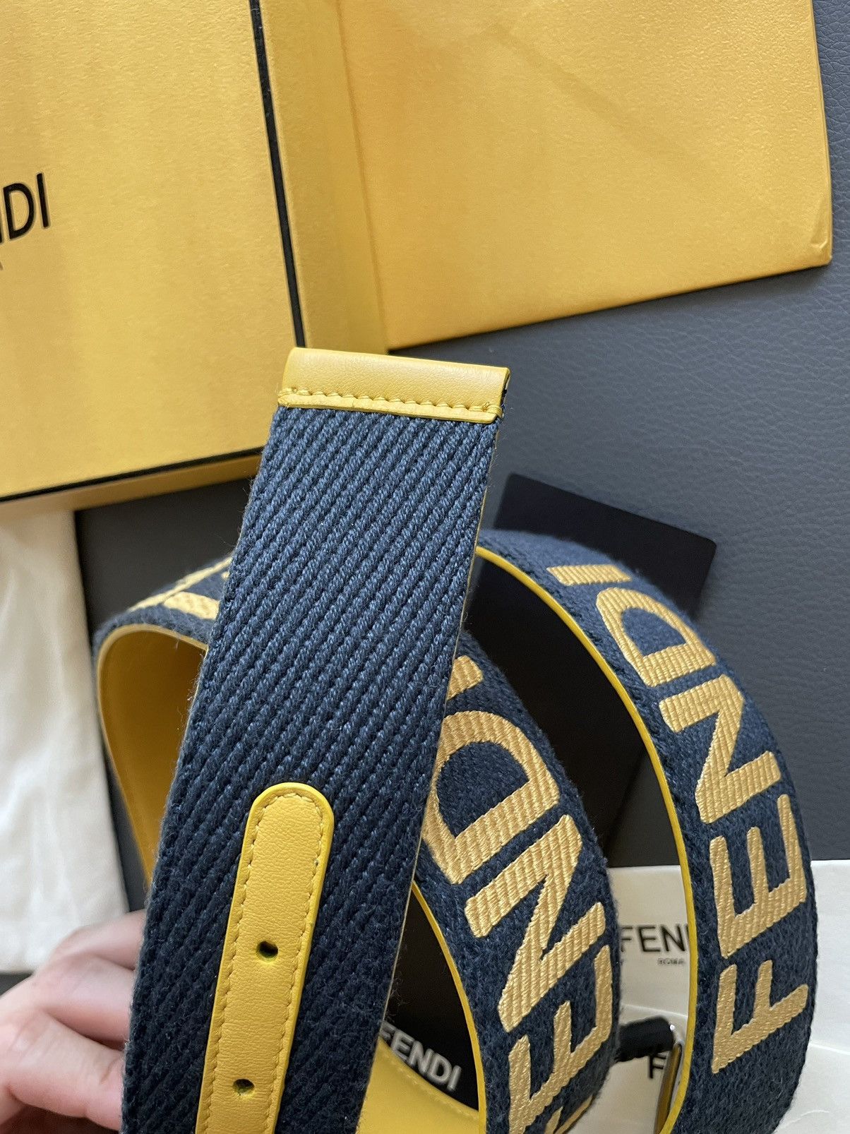 Fendi Rare BrandNEW Runway Limited Edition Fendi Logo Leather Belt Size ONE SIZE - 18 Thumbnail