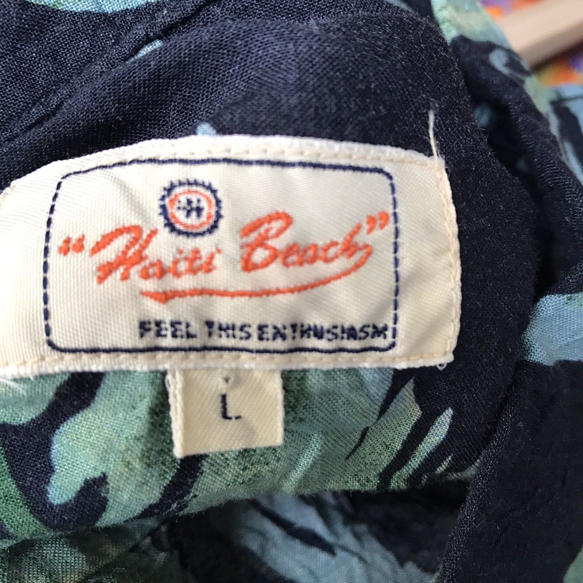 Other Vintage Haiti Beach Floral Rayon Hawaiian Shirts Size US L / EU 52-54 / 3 - 13 Thumbnail