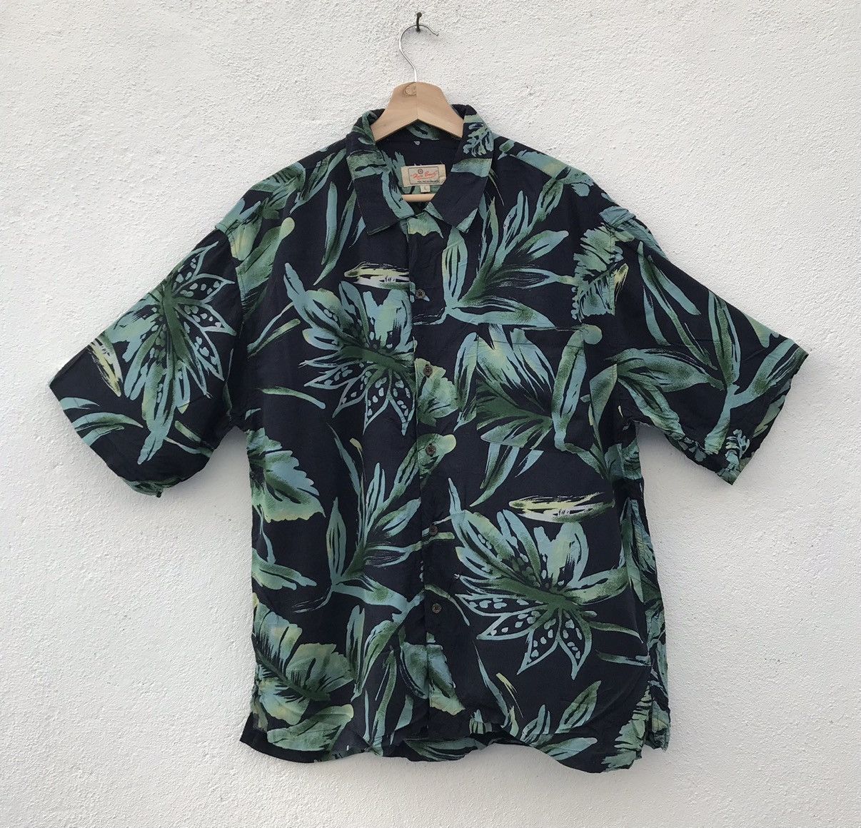 Other Vintage Haiti Beach Floral Rayon Hawaiian Shirts Size US L / EU 52-54 / 3 - 1 Thumbnail