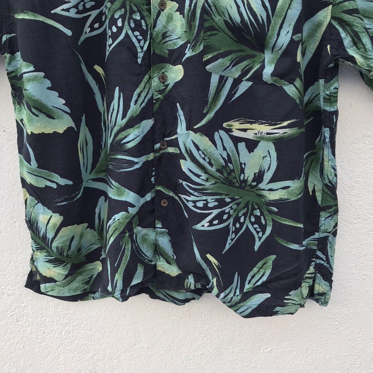 Other Vintage Haiti Beach Floral Rayon Hawaiian Shirts Size US L / EU 52-54 / 3 - 4 Thumbnail