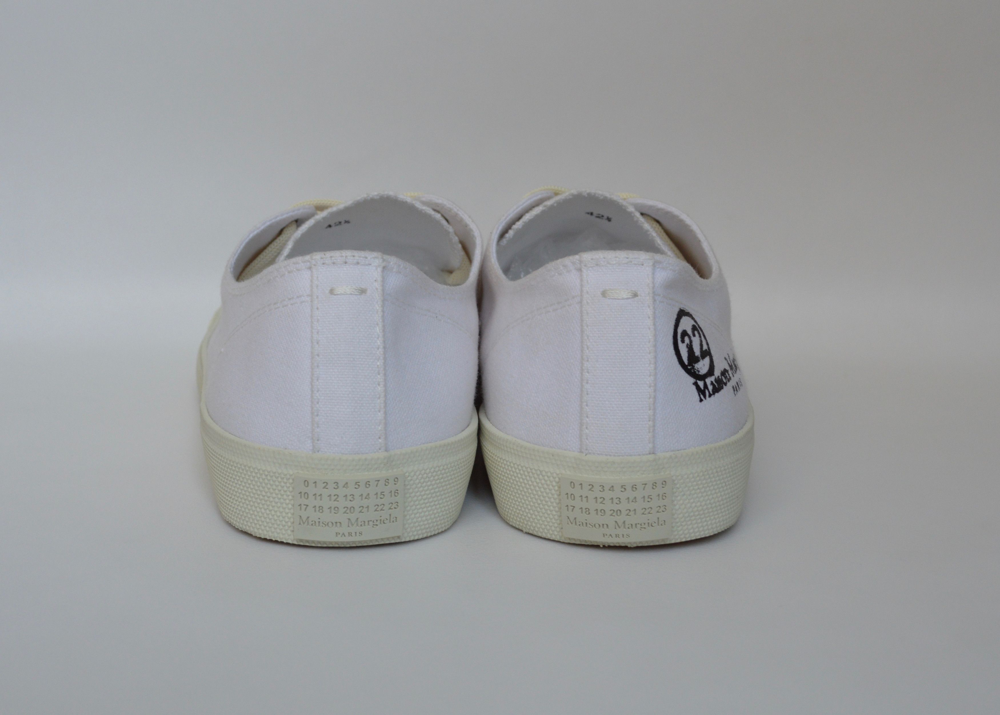 Maison Margiela White Canvas Tabi Sneakers Size US 8 / EU 41 - 6 Thumbnail