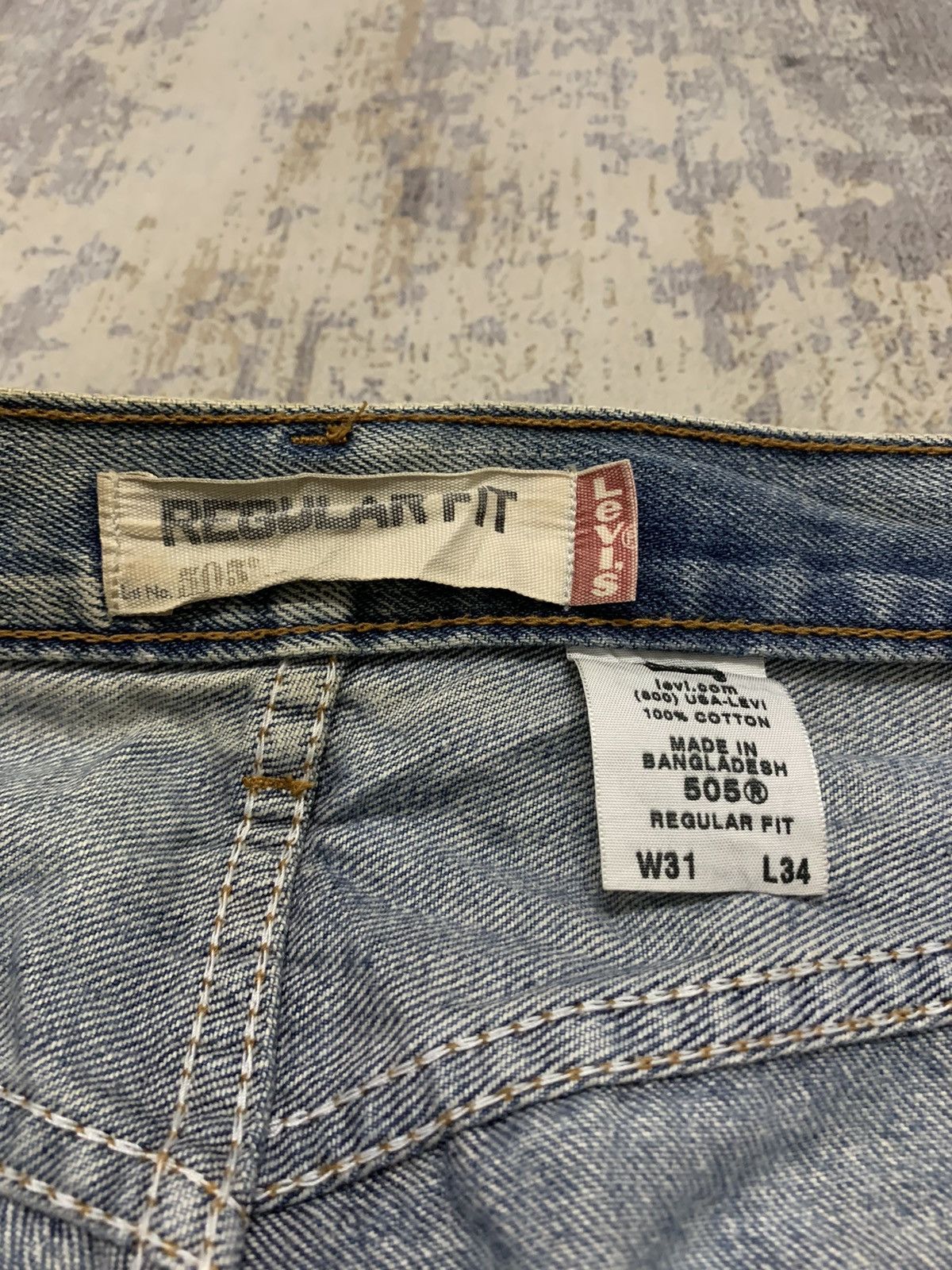 Levi's Levi's 505 Regular Fit Jeans Light Wash Straight Leg Denim Size US 31 - 16 Thumbnail