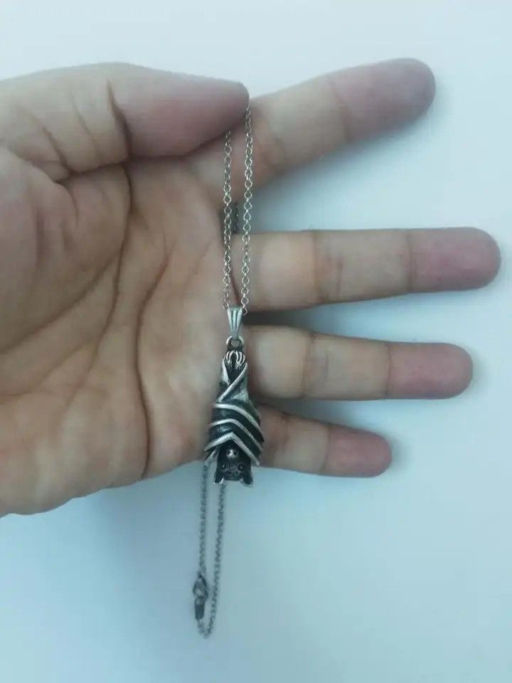 Other Mystery Vampire Bat Necklace Size ONE SIZE - 4 Thumbnail
